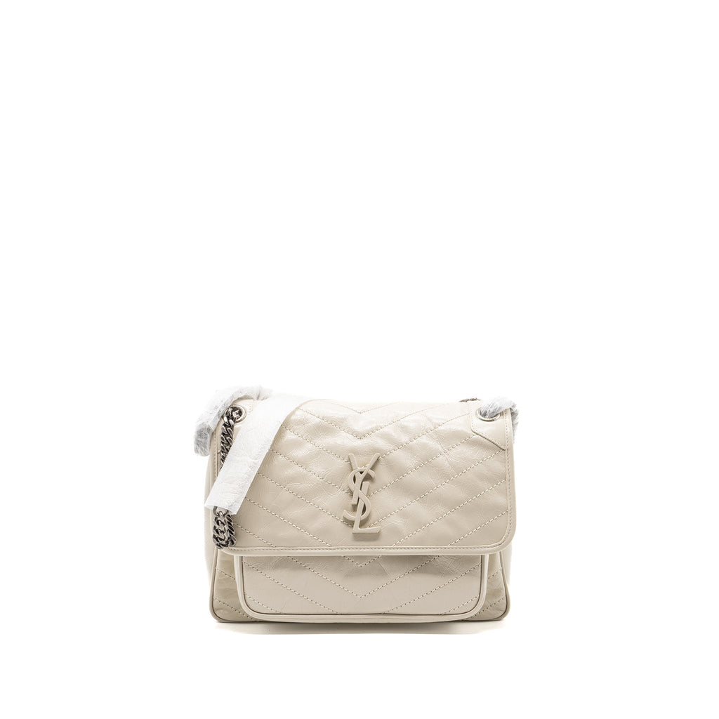 saint-laurent-medium-niki-calfskin-blanc-shw