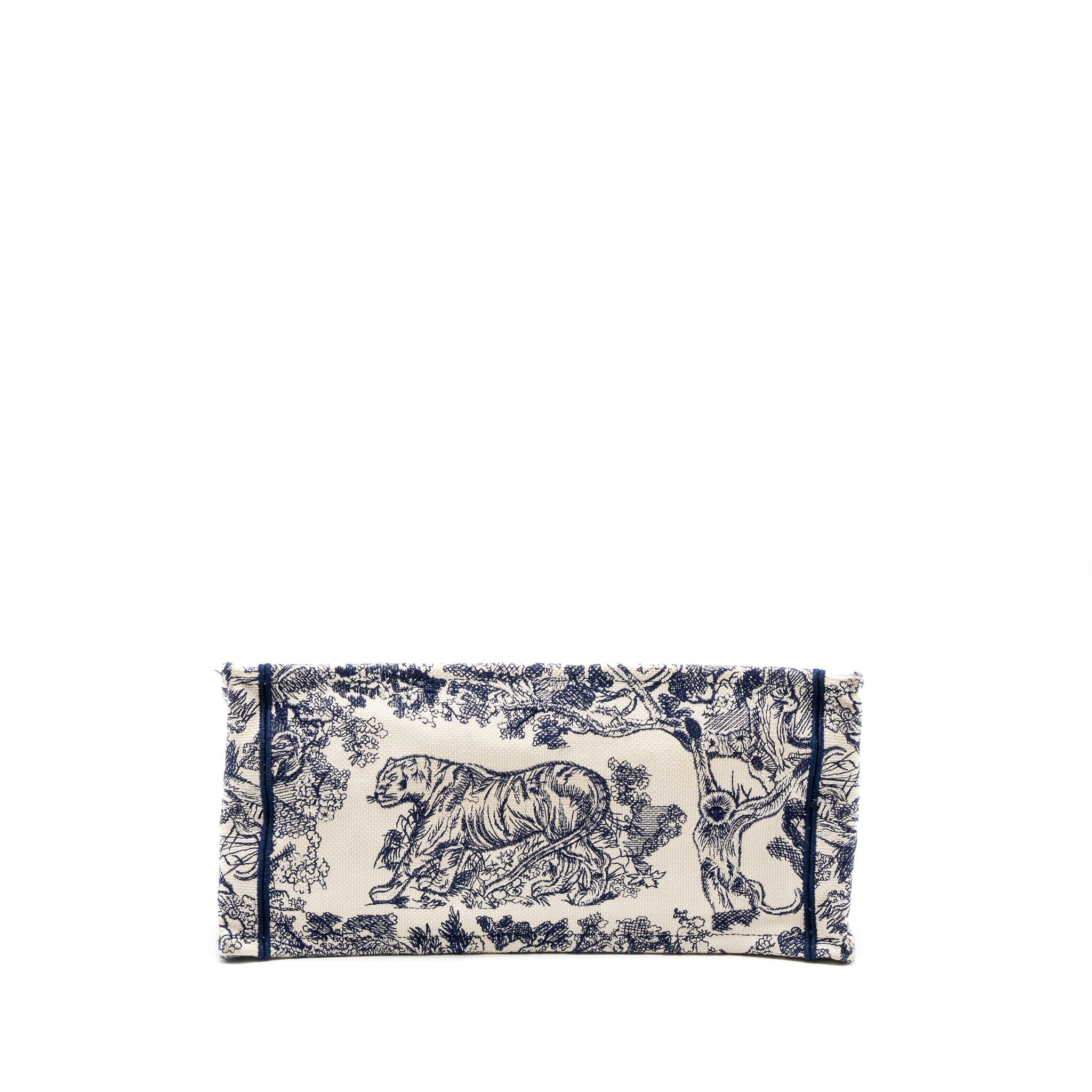 dior-medium-book-tote-blue-toile-de-jouy-embroidery-1
