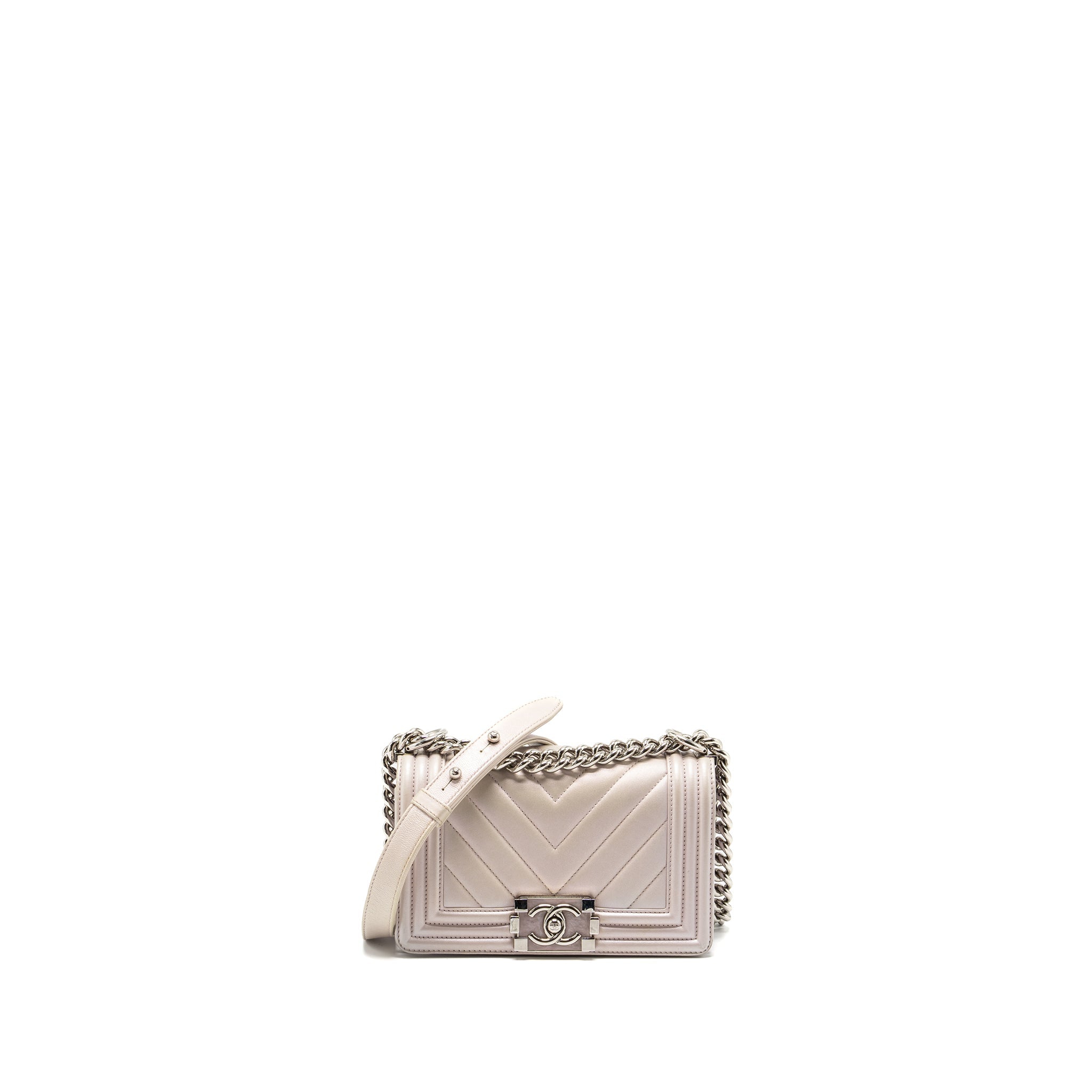 chanel-small-chevron-boy-bag-lambskin-iridescent-light-purple-shw