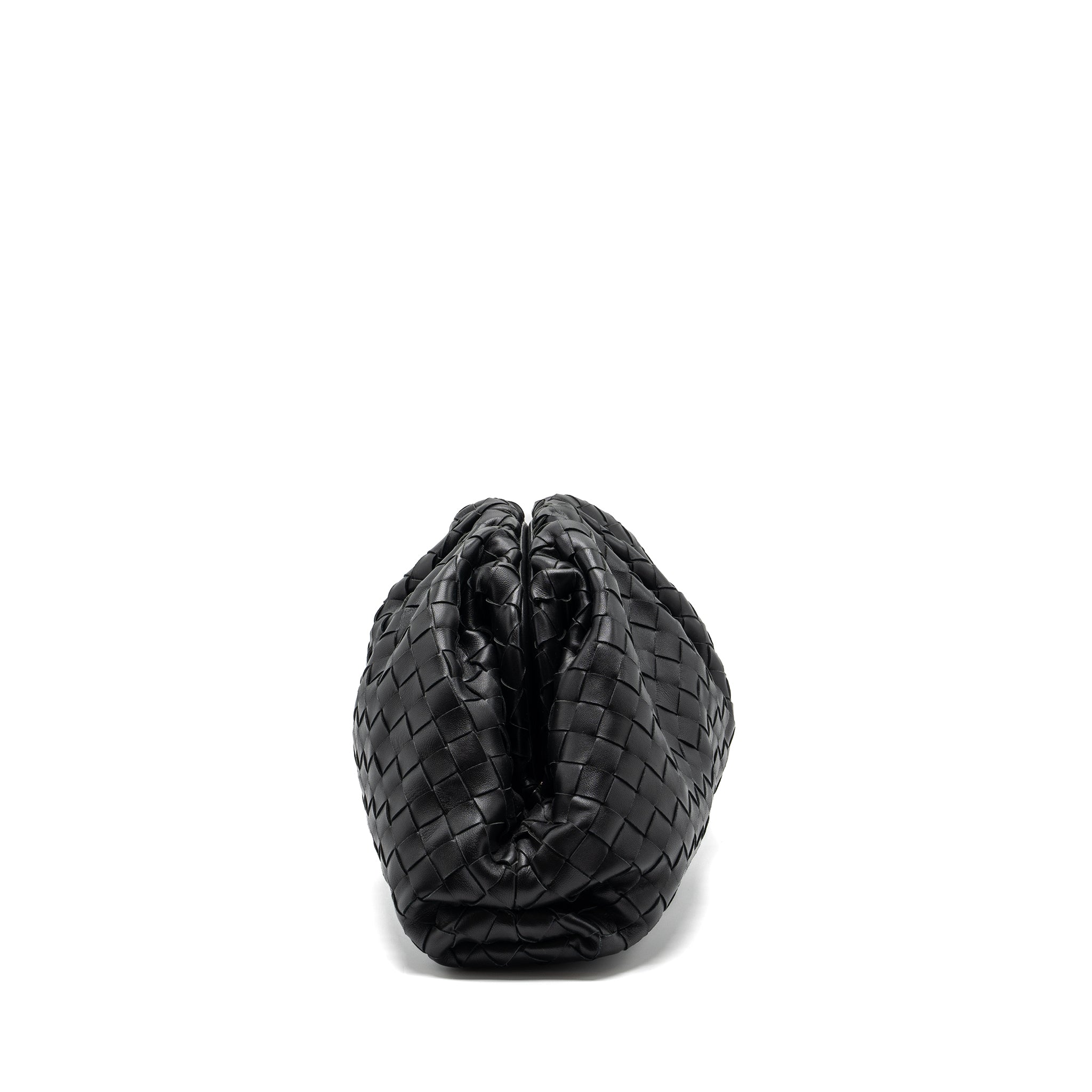 bottega-veneta-pouch-intrecciato-leather-clutch-lambskin-black