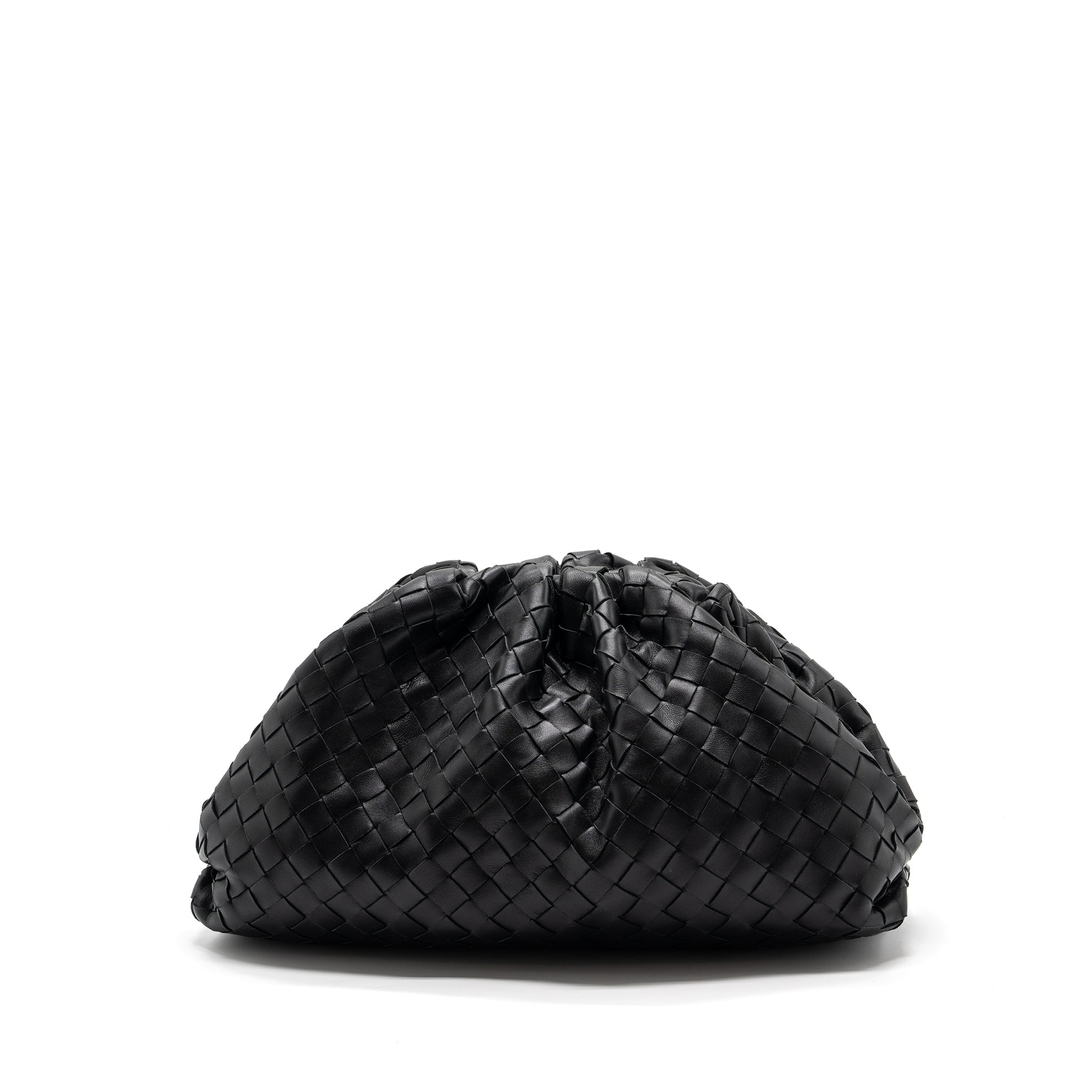 bottega-veneta-pouch-intrecciato-leather-clutch-lambskin-black