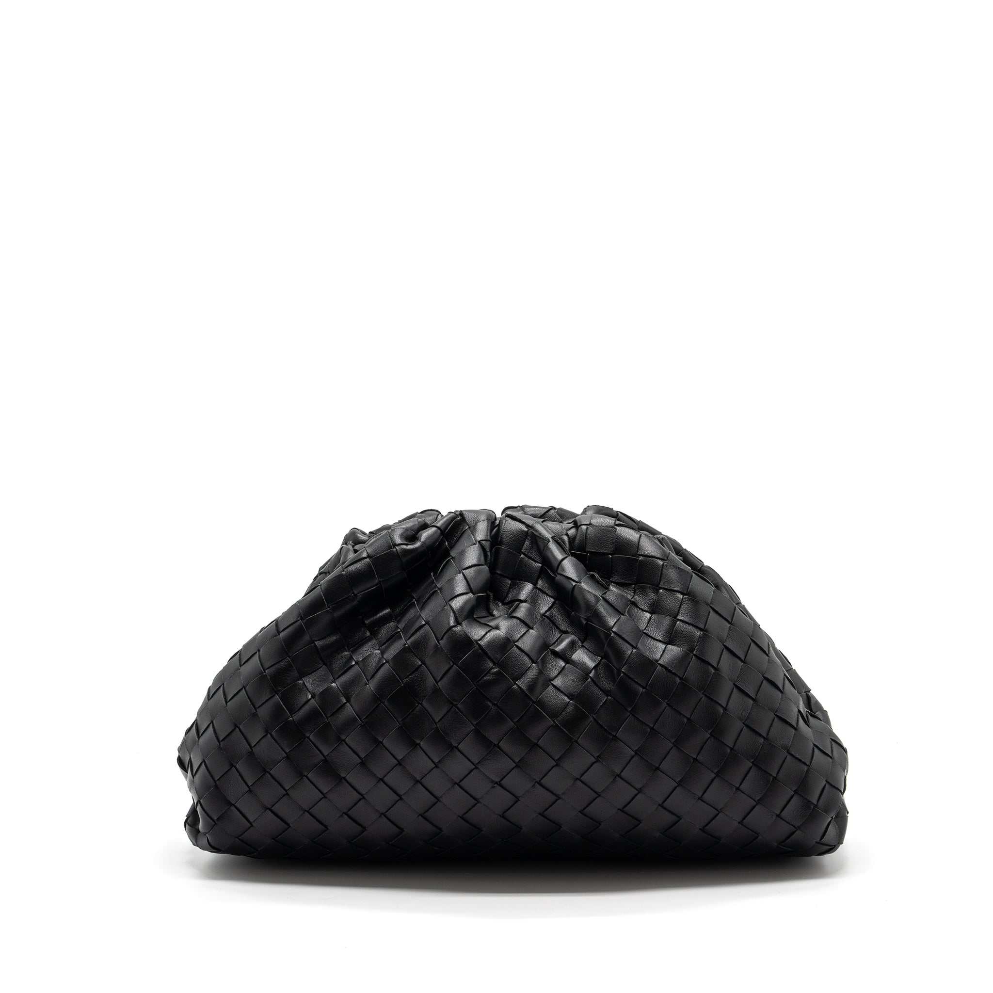 bottega-veneta-pouch-intrecciato-leather-clutch-lambskin-black