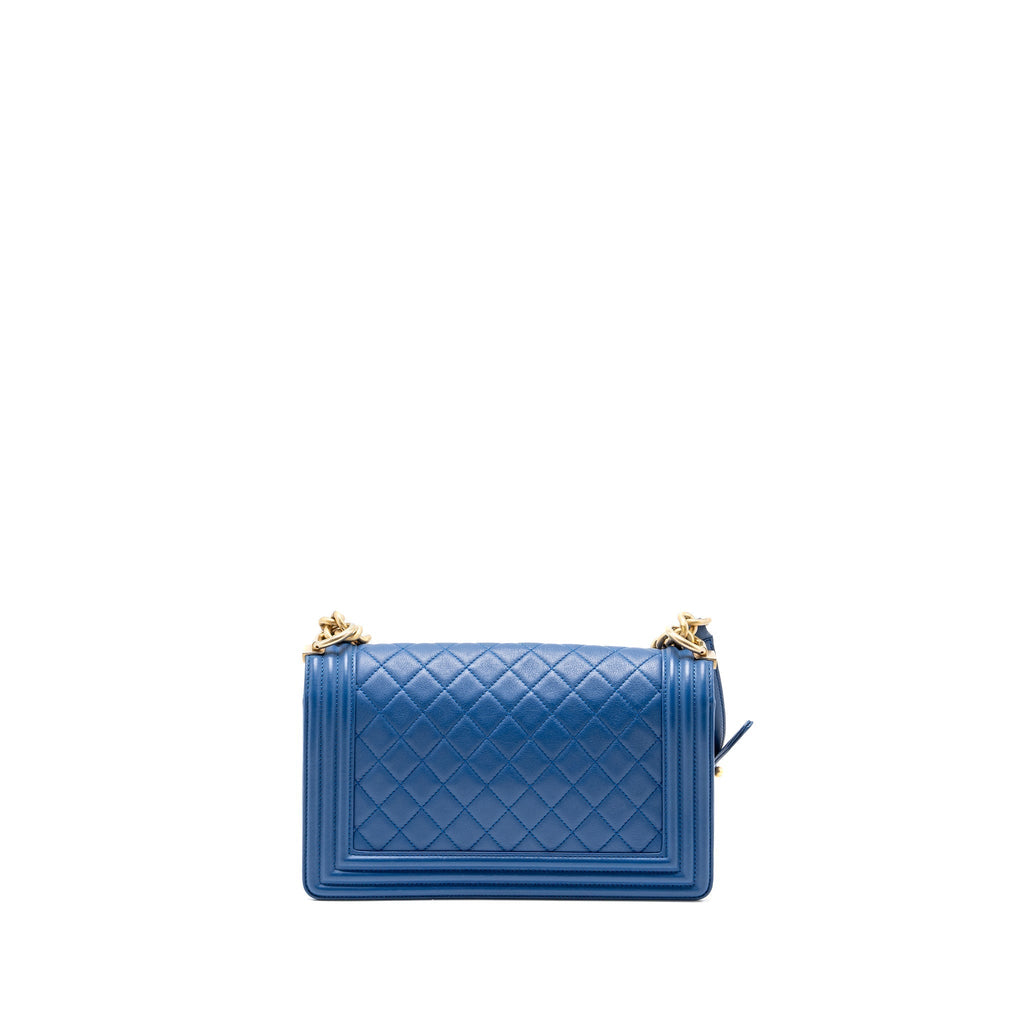 chanel-medium-boy-bag-calfskin-blue-ghw-2