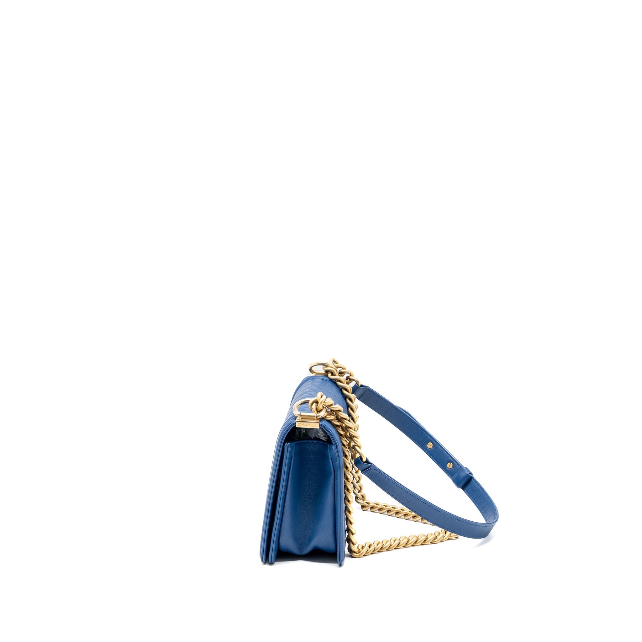 chanel-medium-boy-bag-calfskin-blue-ghw-2