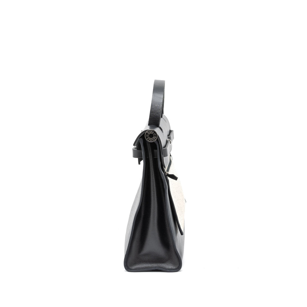 hermes-herbag-31-berline-canvas-vache-hunter-black-shw-stamp-c