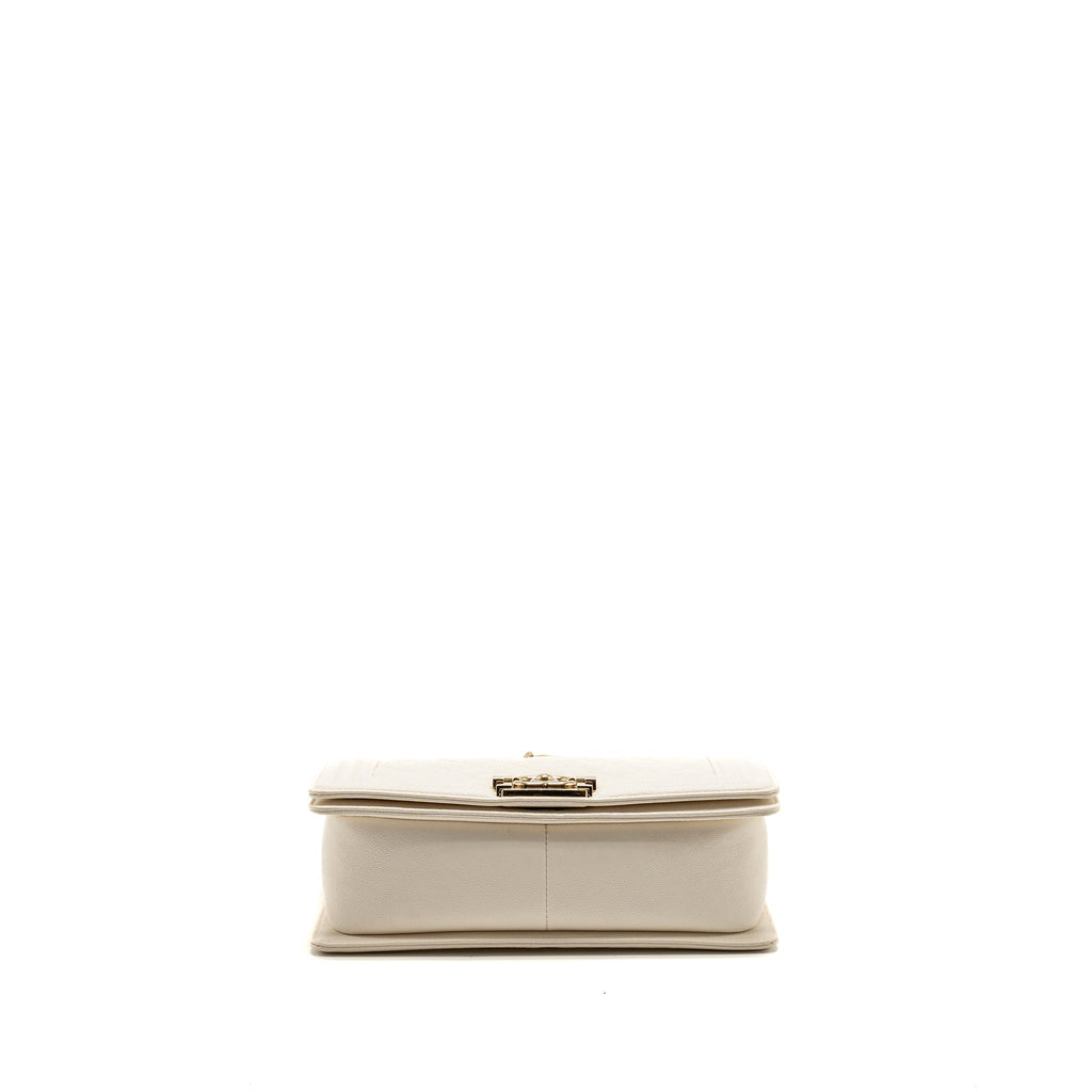 chanel-medium-boy-bag-caviar-white-lghw