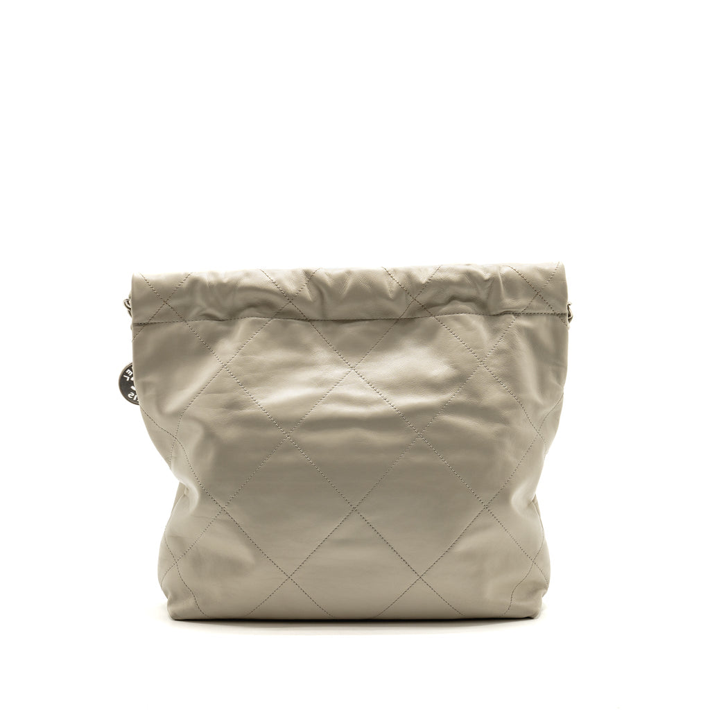 chanel-small-22-shiny-calfskin-light-grey-shw-microchip