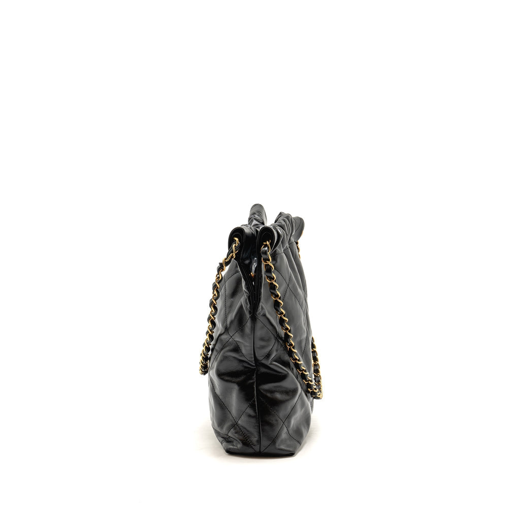 chanel-22-bag-black
