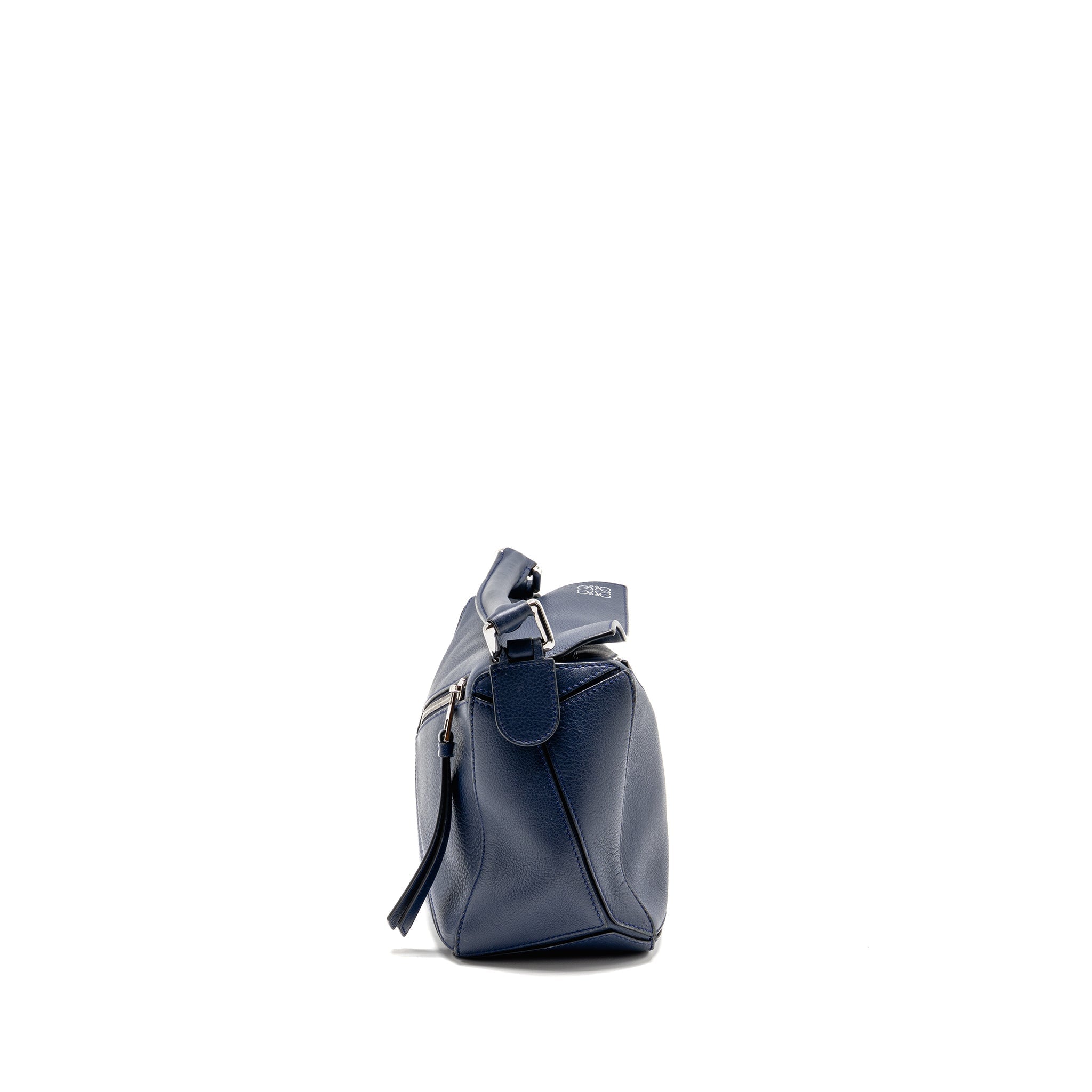 loewe-blue