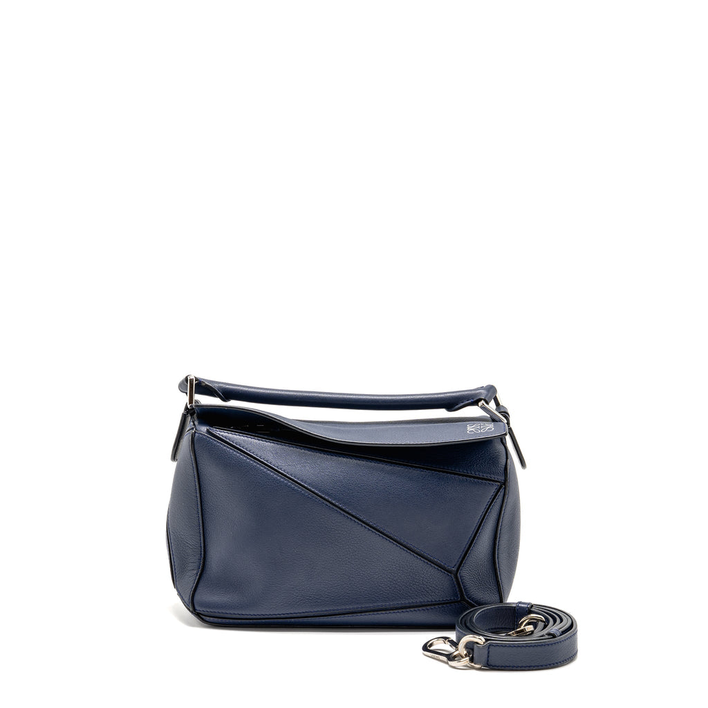 loewe-blue