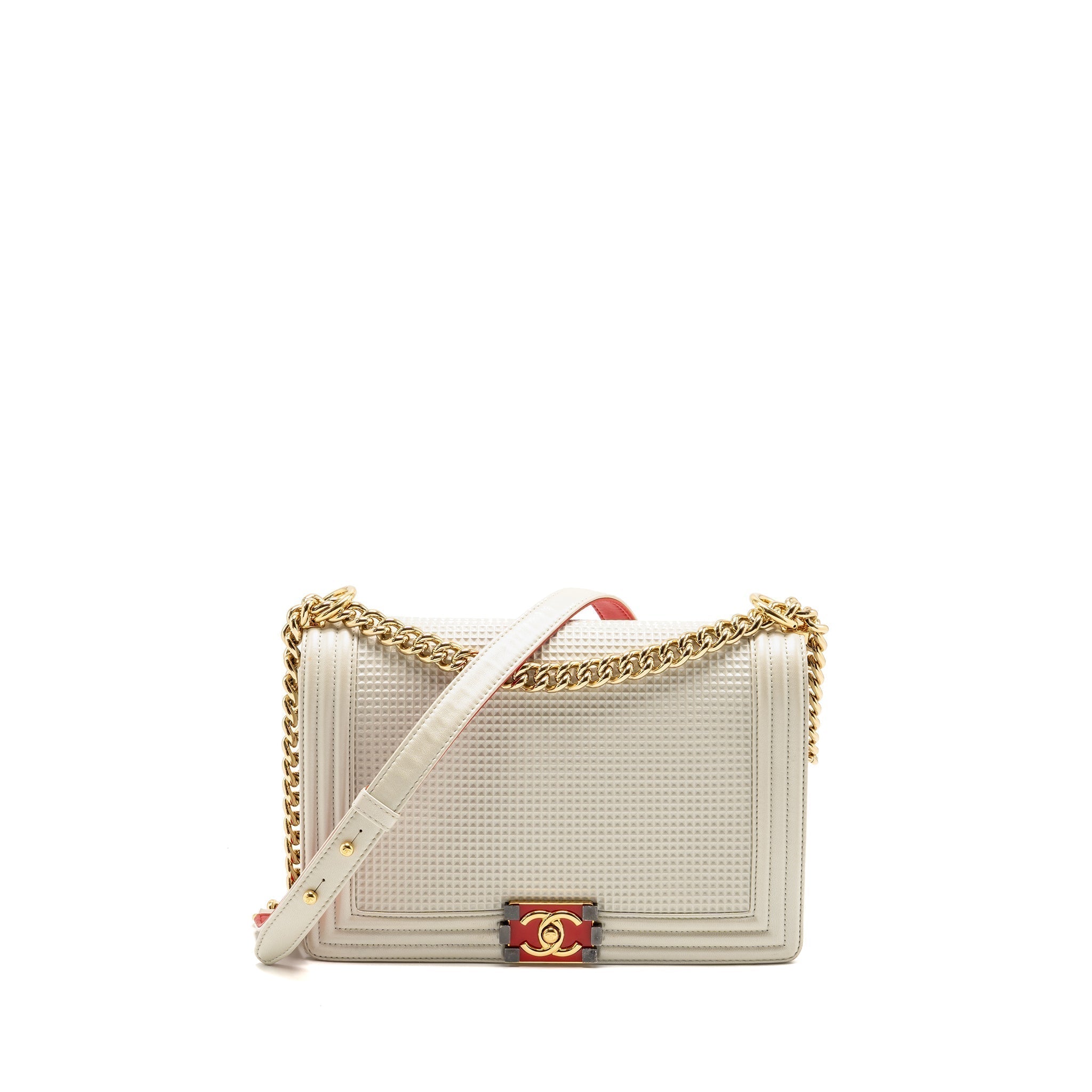 chanel-boy-bag-white