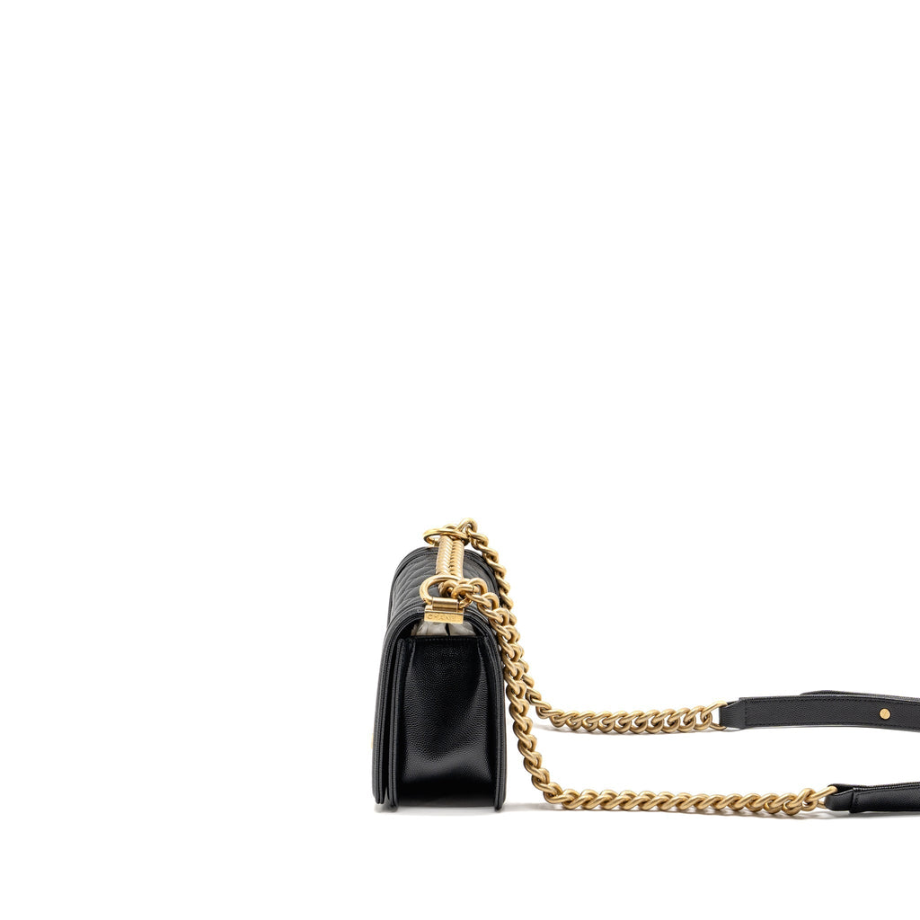 chanel-small-boy-bag-caviar-black-ghw-microchip-4