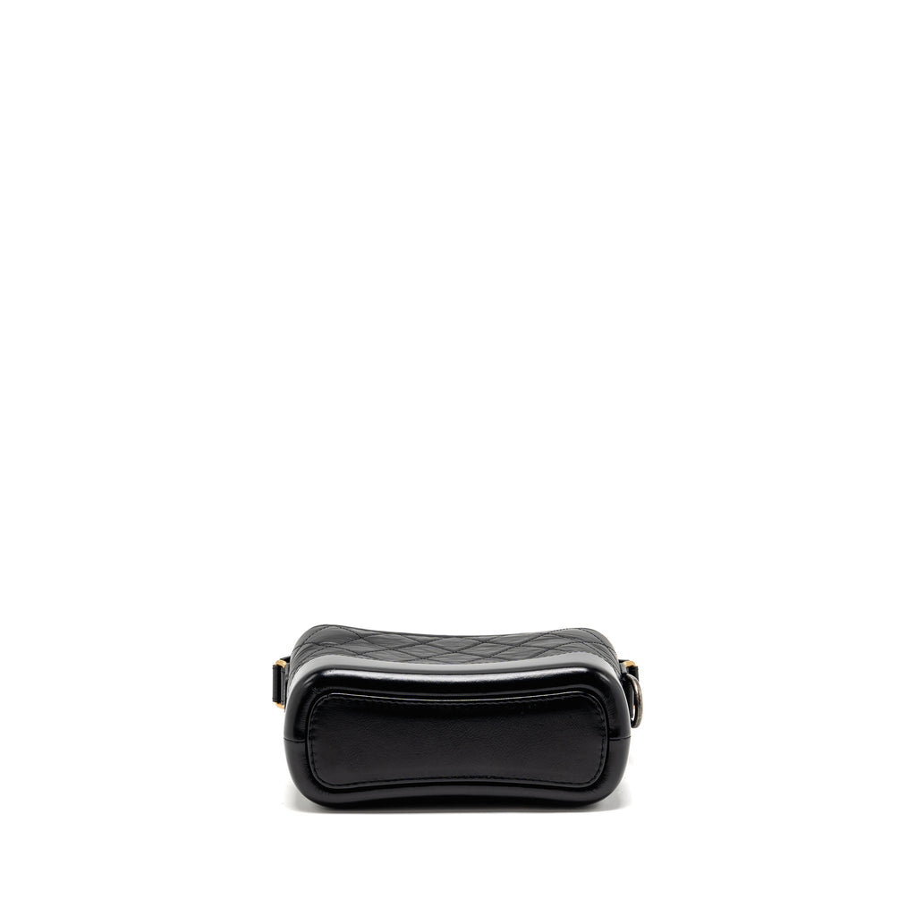 chanel-small-gabrielle-hobo-bag-aged-calfskin-black-multicoloured-hardwaremicrochip