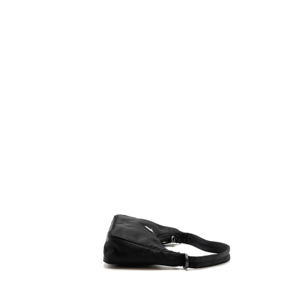prada-black