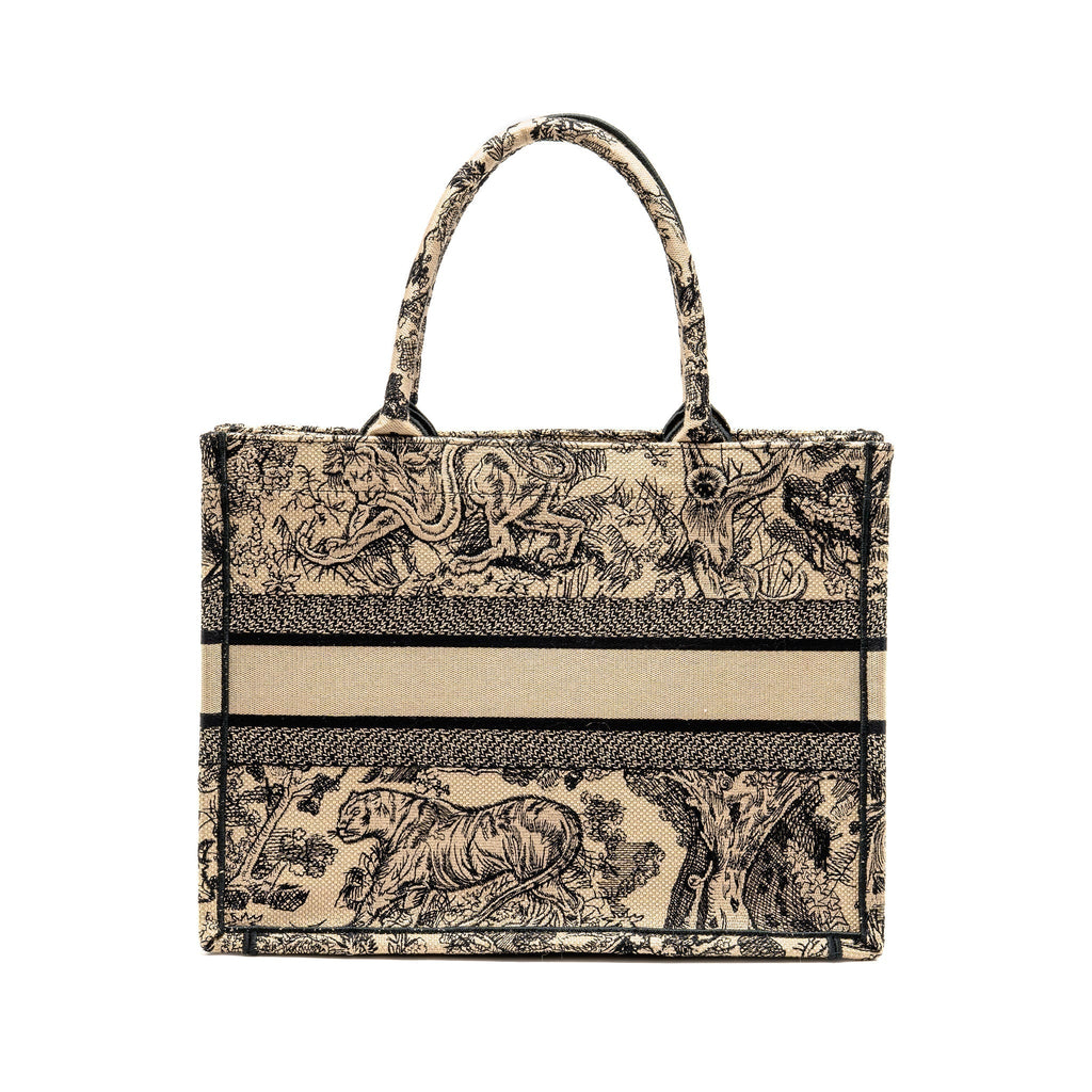 dior-medium-dior-book-tote-toile-de-jouy-reverse-embroidery-canvas-beige