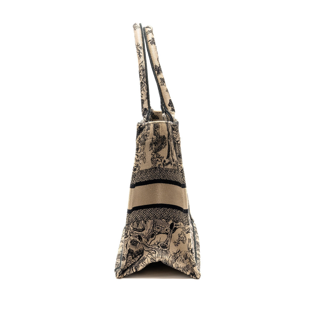 dior-medium-dior-book-tote-toile-de-jouy-reverse-embroidery-canvas-beige