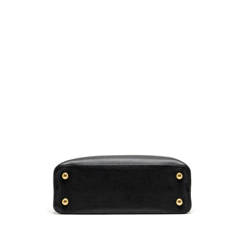 louis-vuitton-capucines-mm-calfskin-black-ghw
