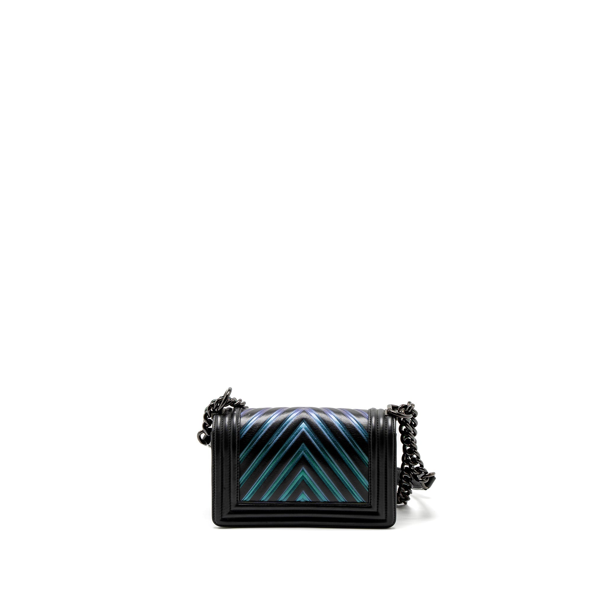 chanel-small-boy-bag-chevron-calfskin-black-iridescent-blue-black-hardware