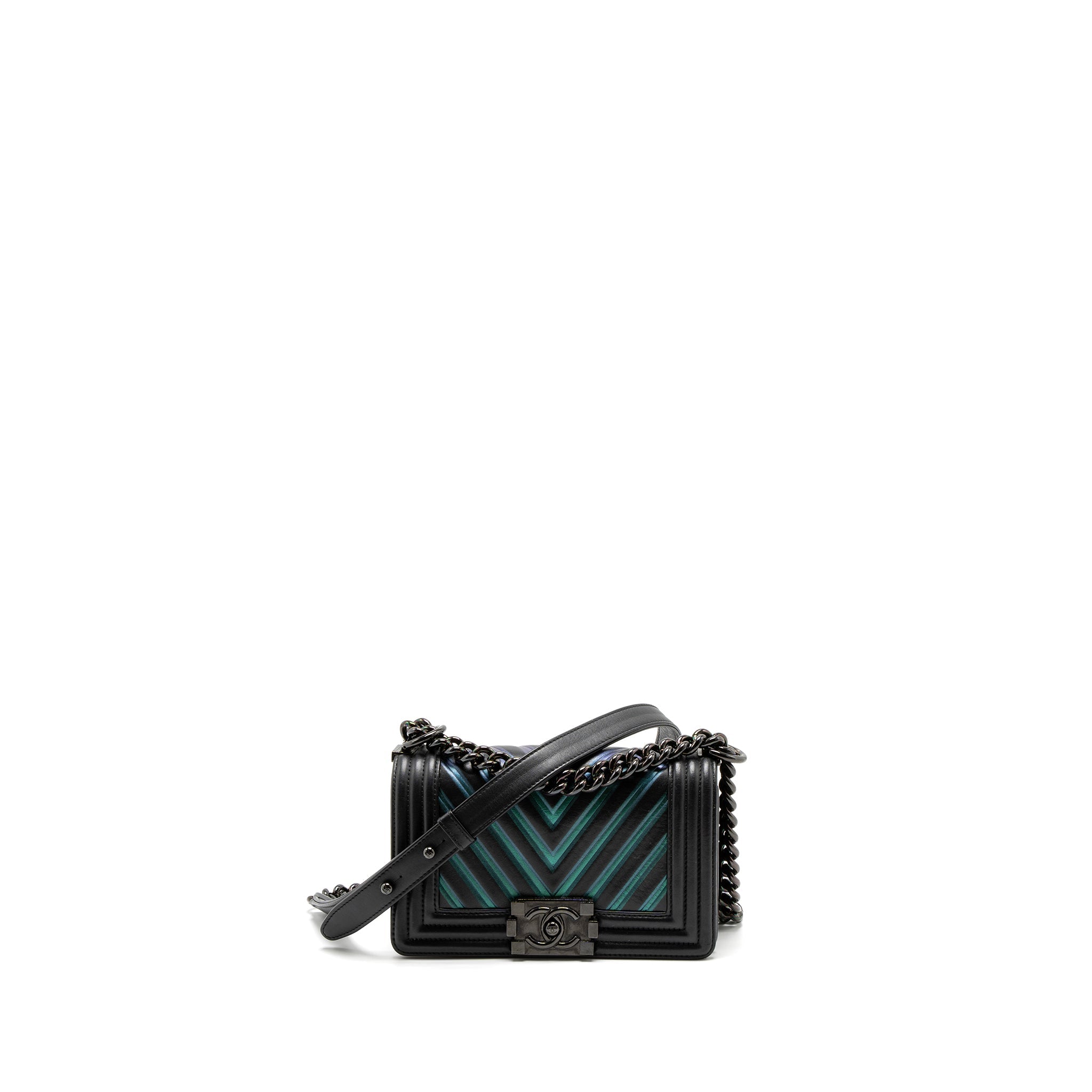 chanel-small-boy-bag-chevron-calfskin-black-iridescent-blue-black-hardware