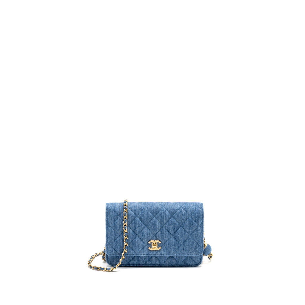 chanel-pearl-crush-wallet-on-chain-denim-blue-ghw-microchip-1