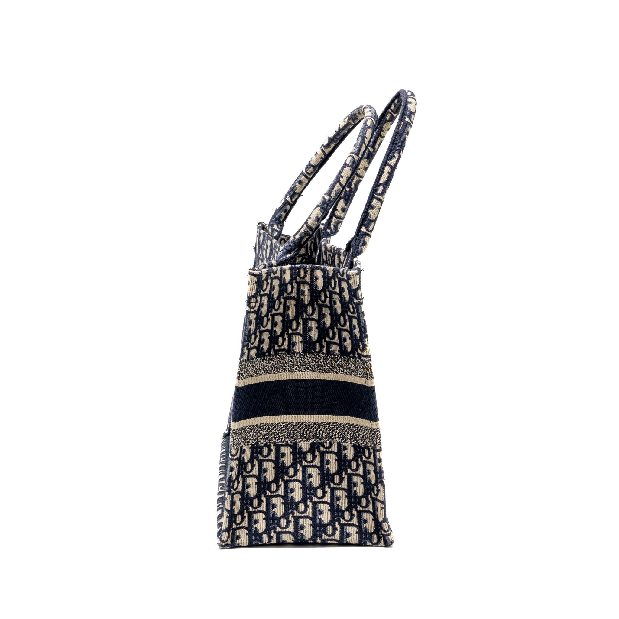 dior-medium-book-tote-dior-oblique-embroidery-blue
