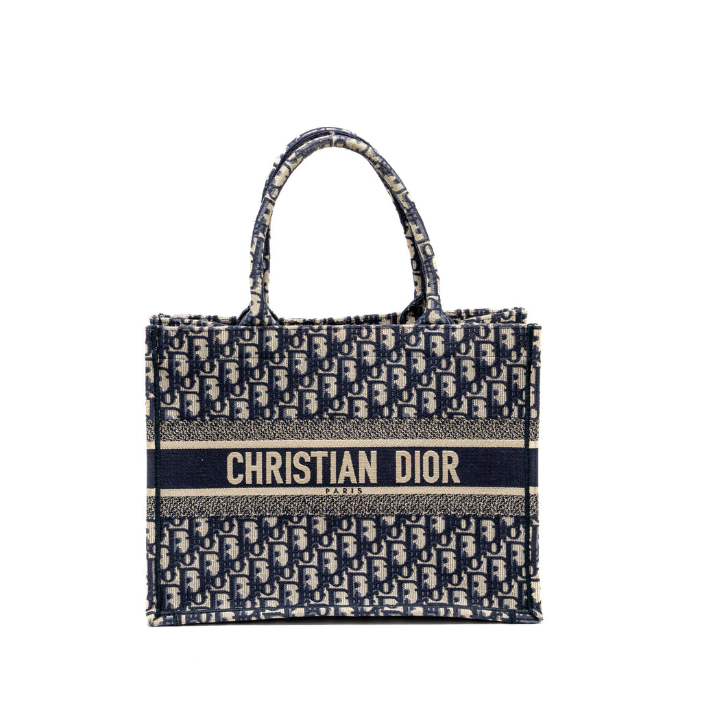 dior-medium-book-tote-dior-oblique-embroidery-blue