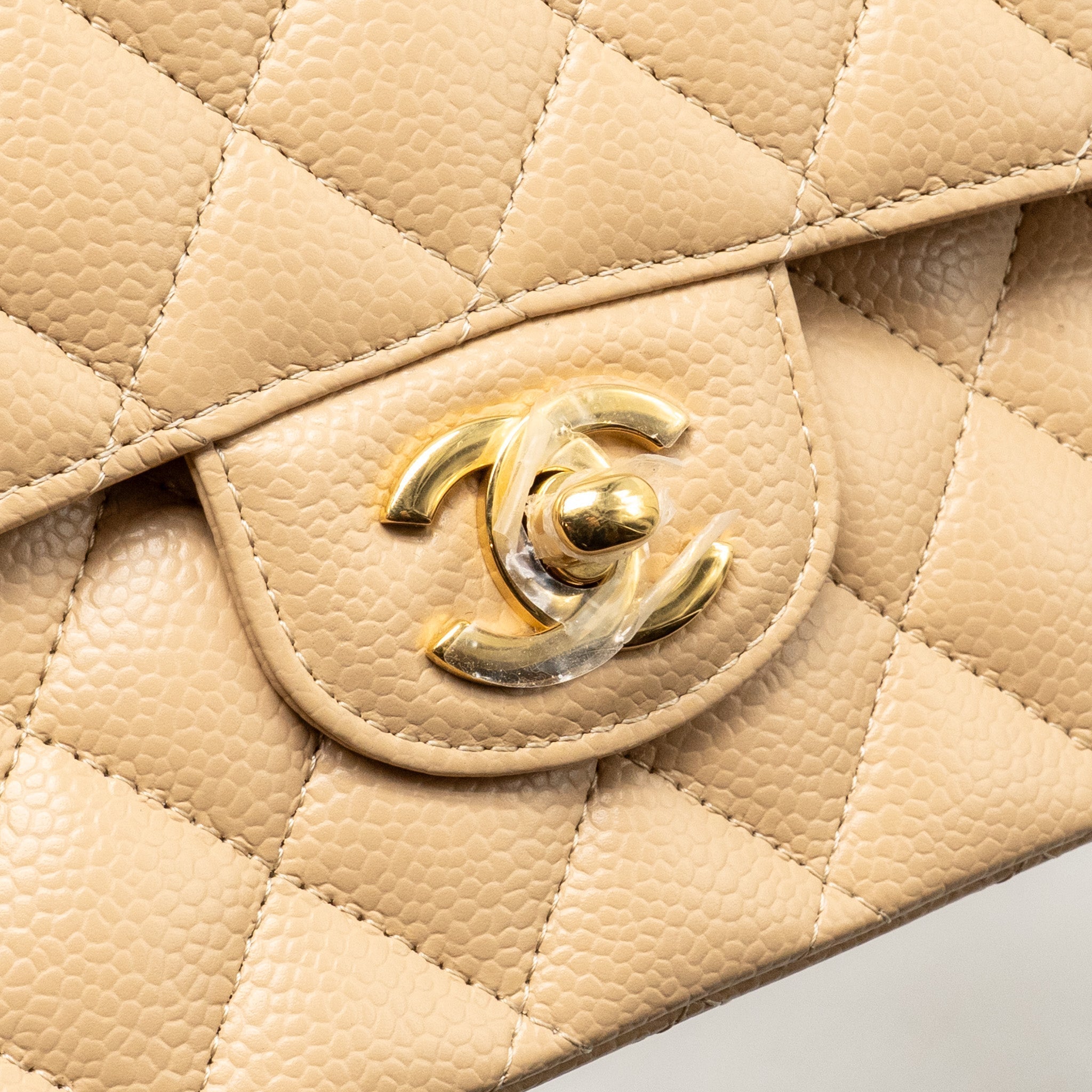 chanel-medium-classic-double-flap-bag-caviar-beige-ghwmicrochip-1