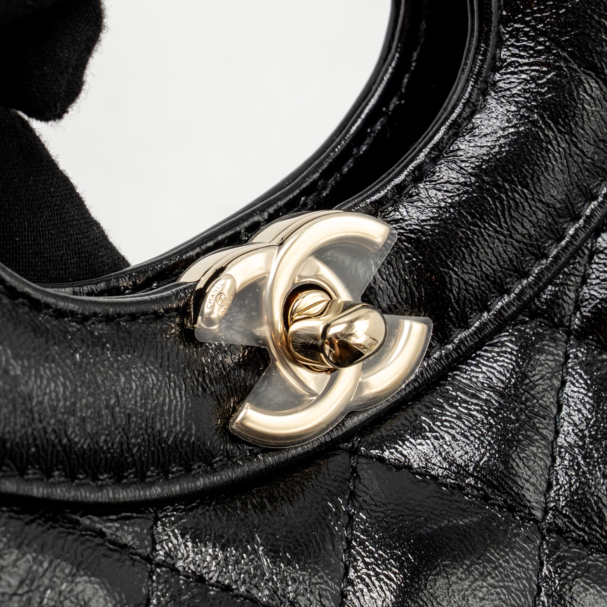 chanel-24s-mini-31-bag-shiny-lambskin-black-lghw-microchip-1