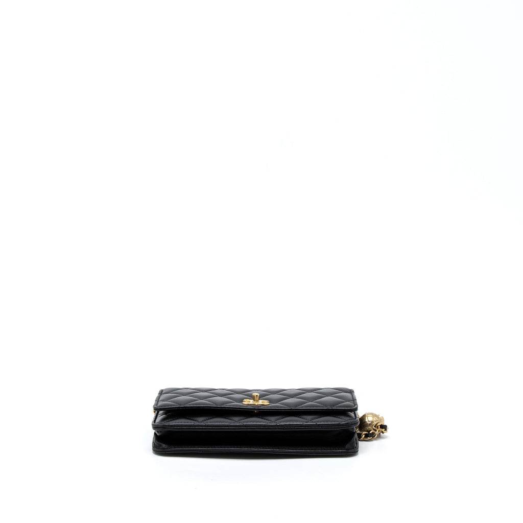 chanel-pearl-crush-wallet-on-chain-lambskin-black-ghw-microchip-6