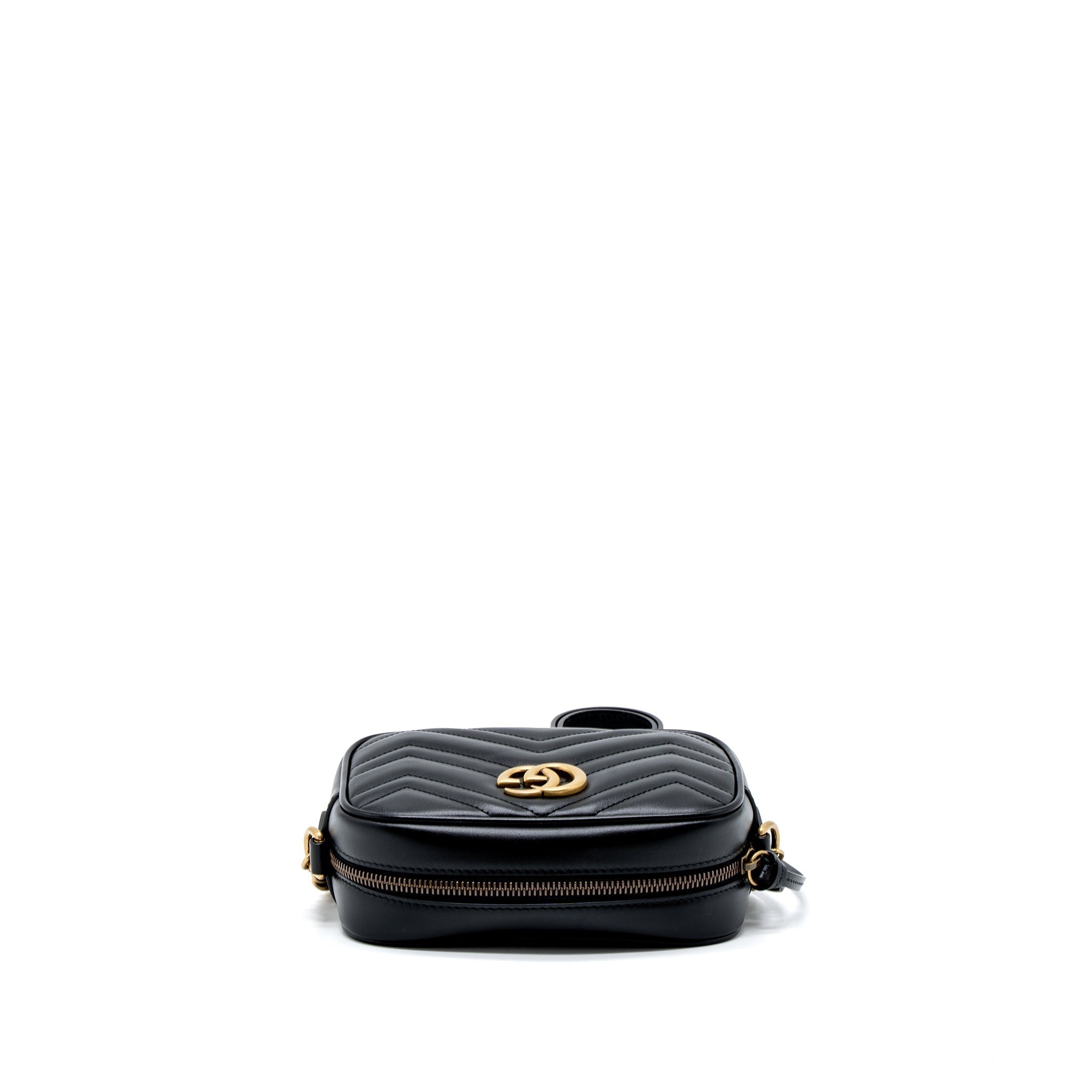 gucci-gg-marmont-matelasse-mini-bag-calfskin-black-ghw