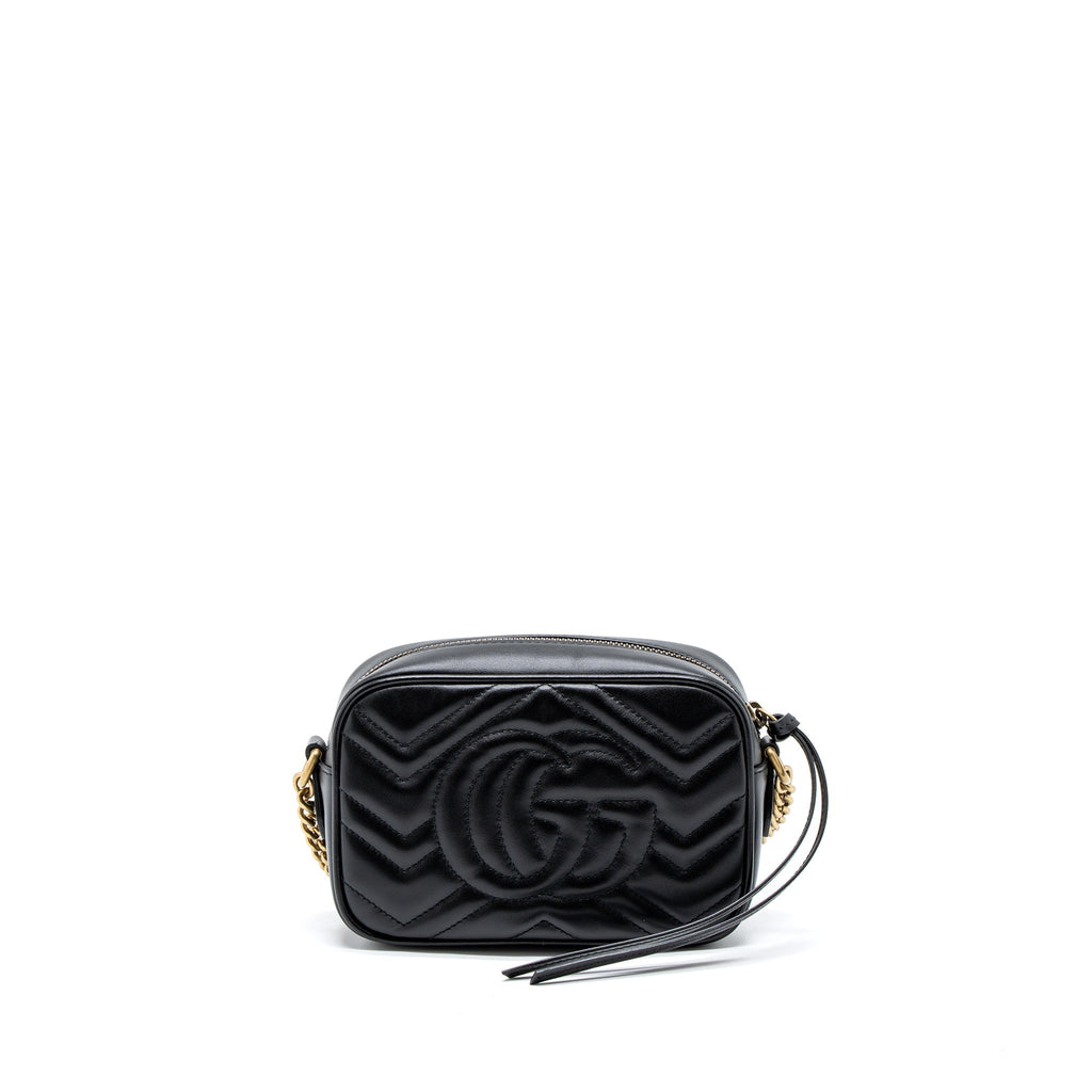 gucci-gg-marmont-matelasse-mini-bag-calfskin-black-ghw