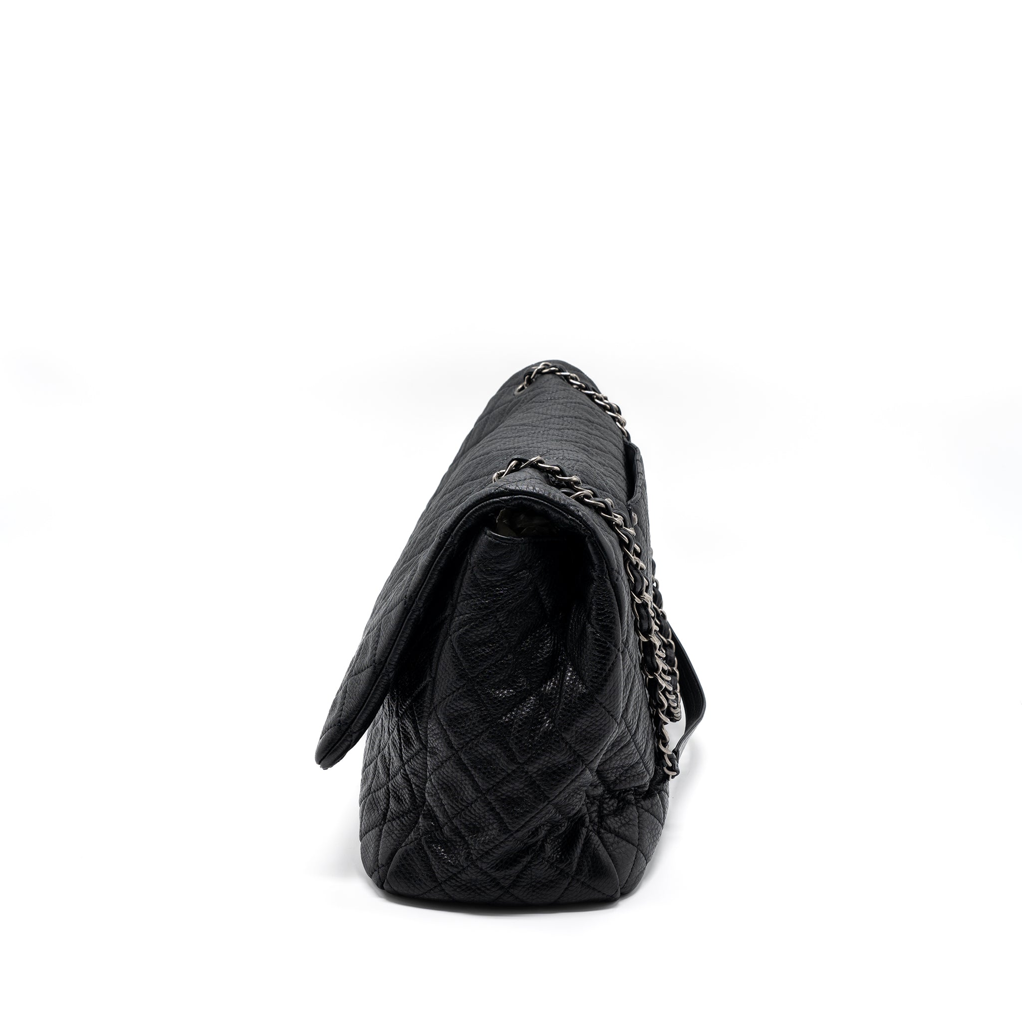 chanel-xxl-classic-travel-flap-calfskin-black-ruthenium-hardware
