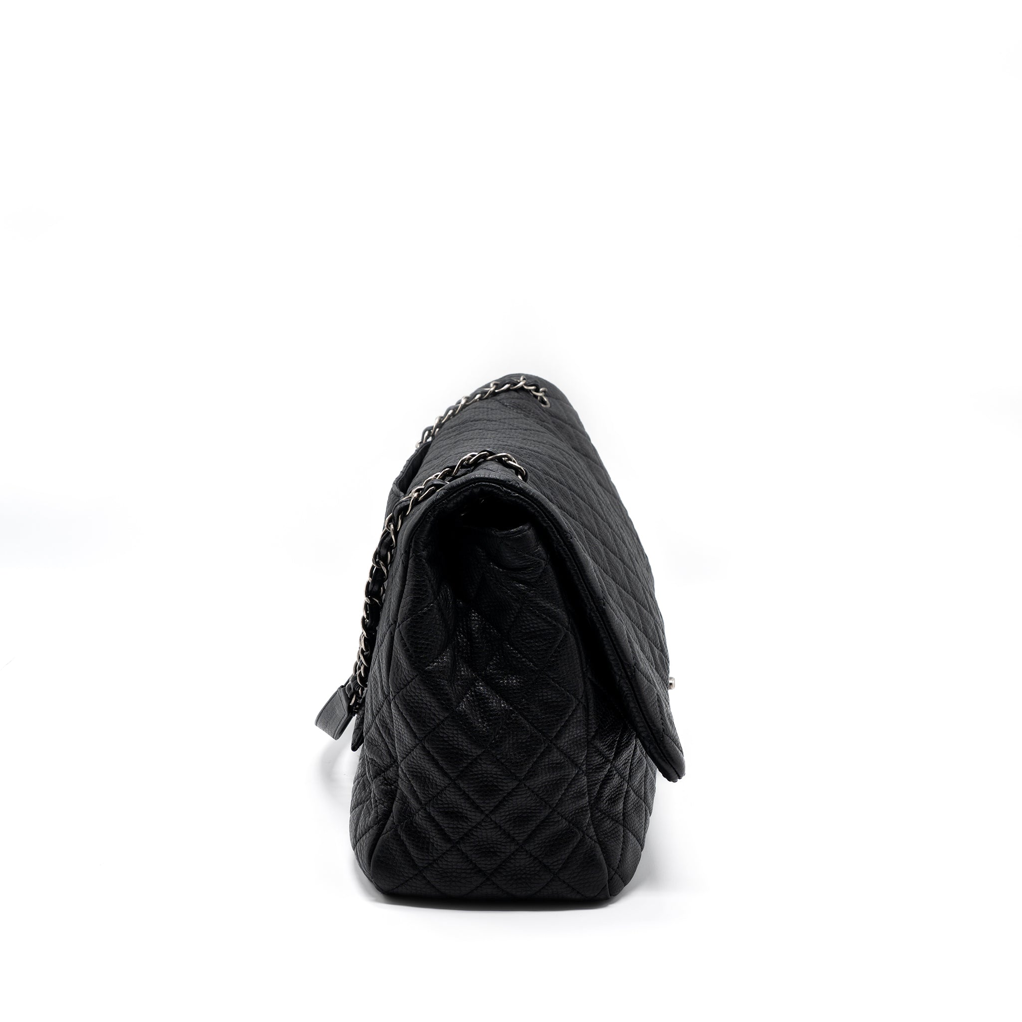 chanel-xxl-classic-travel-flap-calfskin-black-ruthenium-hardware