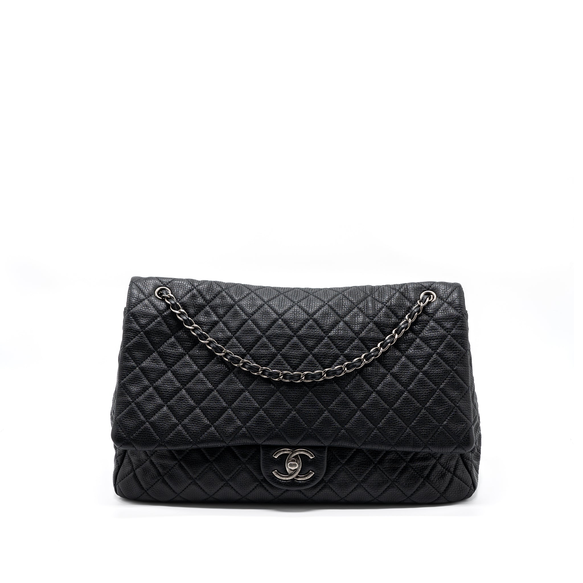 chanel-xxl-classic-travel-flap-calfskin-black-ruthenium-hardware