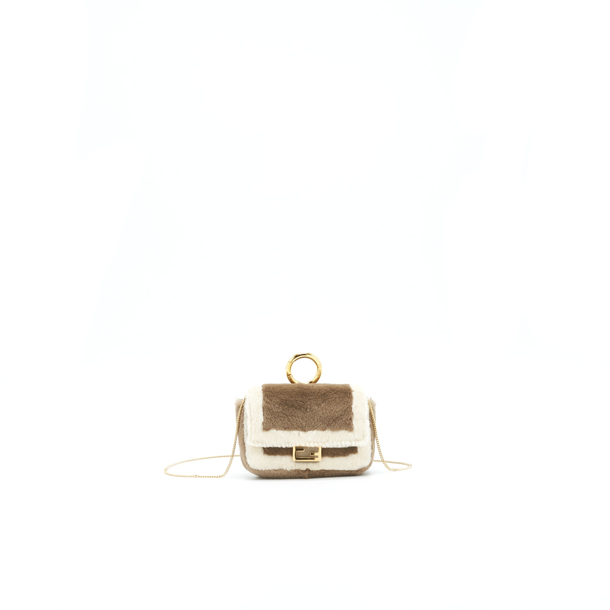 fendi-nano-baguette-brown-mink-charm