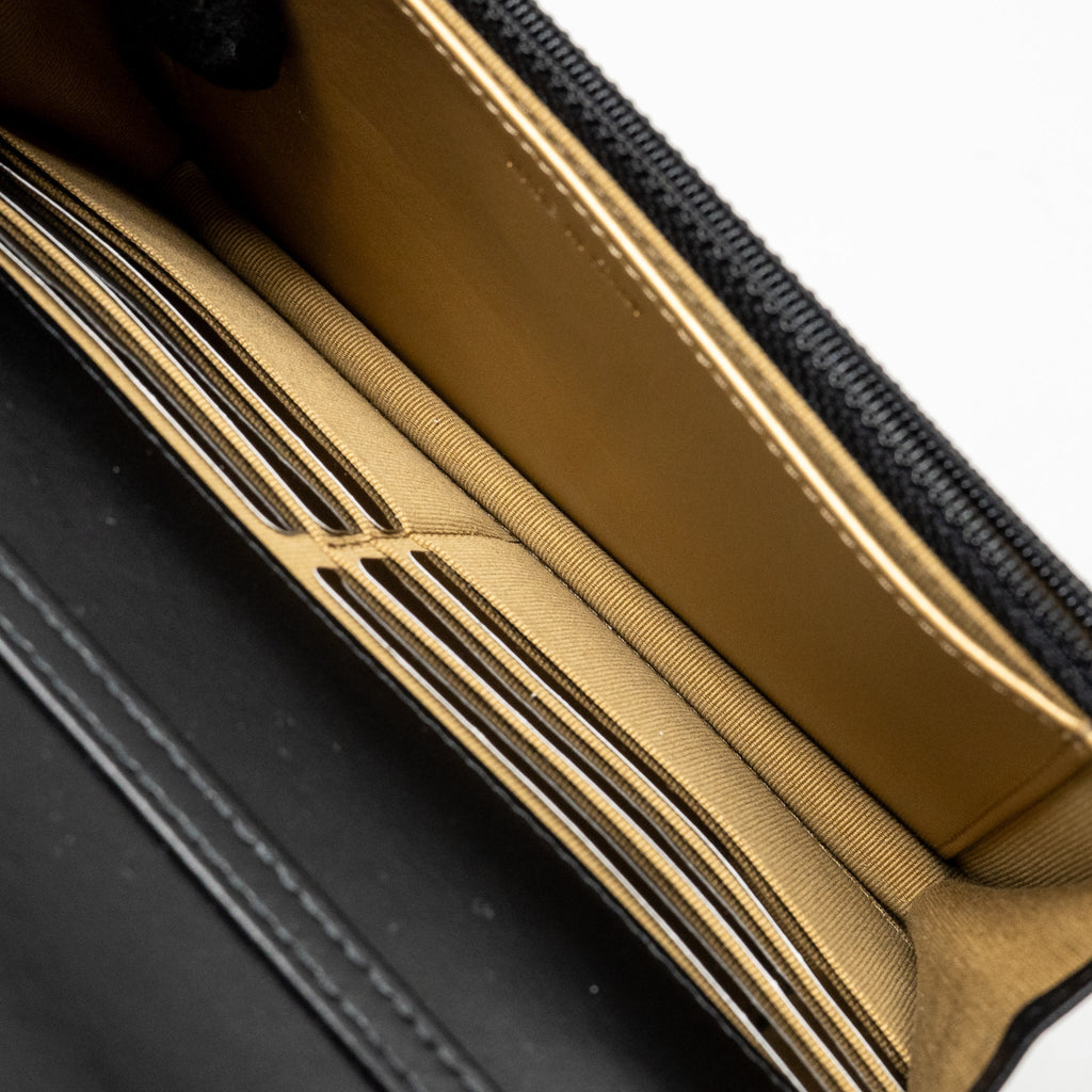chanel-pearl-crush-wallet-on-chain-lambskin-black-ghwmicrochip-2