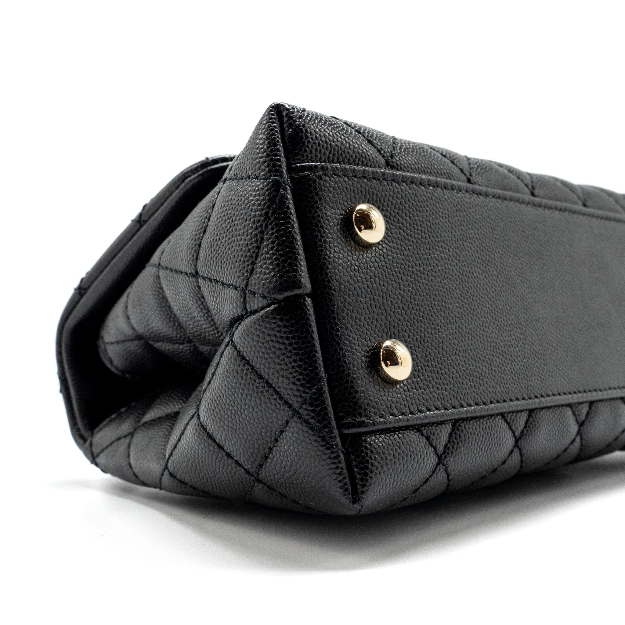 chanel-23p-coco-love-flap-bag-caviar-black-ghwmicrochip-1