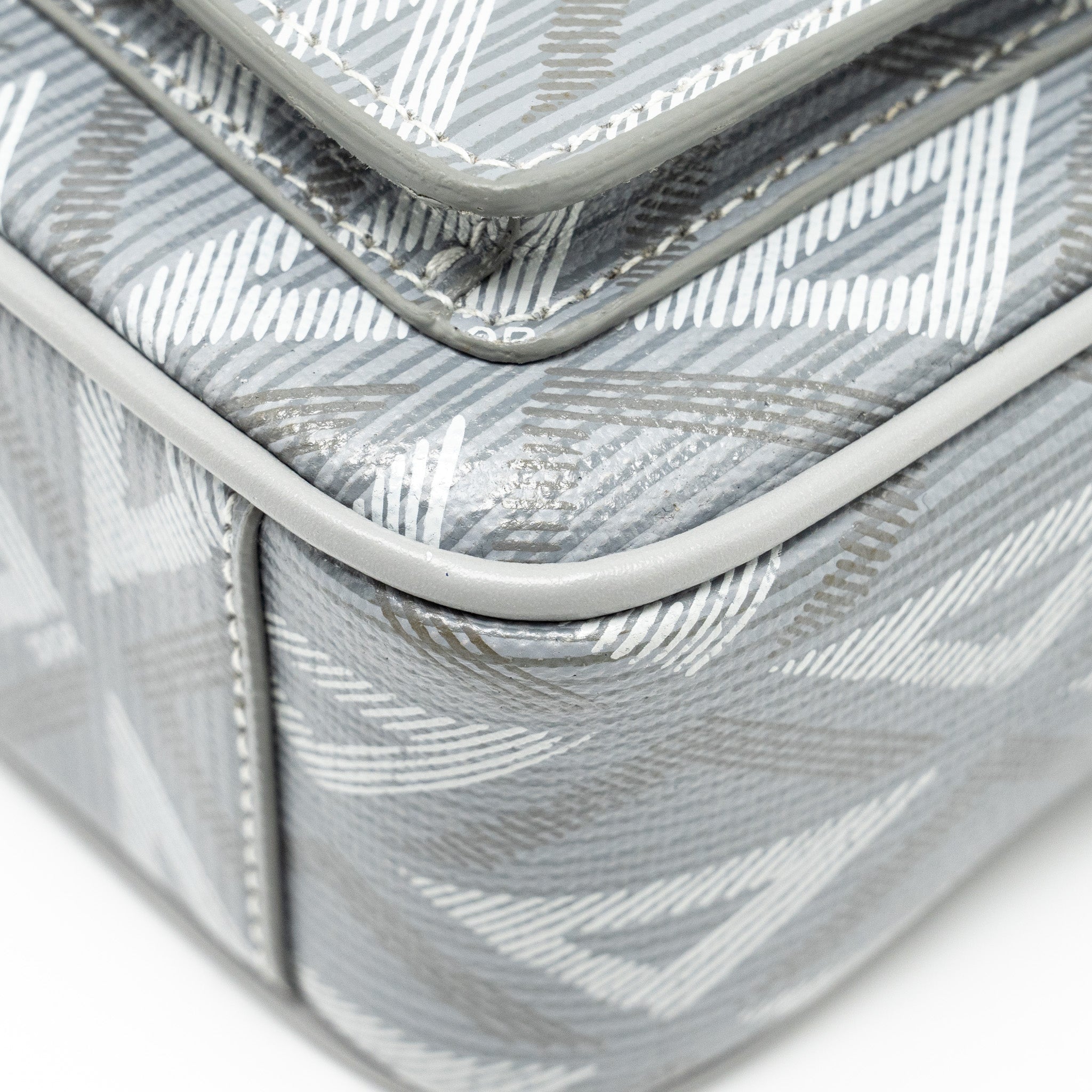 dior-hit-the-road-bag-with-strap-dior-cd-diamond-canvas-grey-with-multicolour-hardware