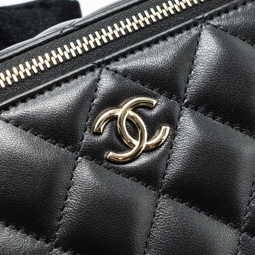 chanel-top-handle-long-vanity-with-chains-lambskin-black-lghwmicrochip