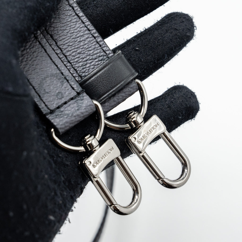 louis-vuitton-keepall-xs-monogram-eclipse-reverse-shw