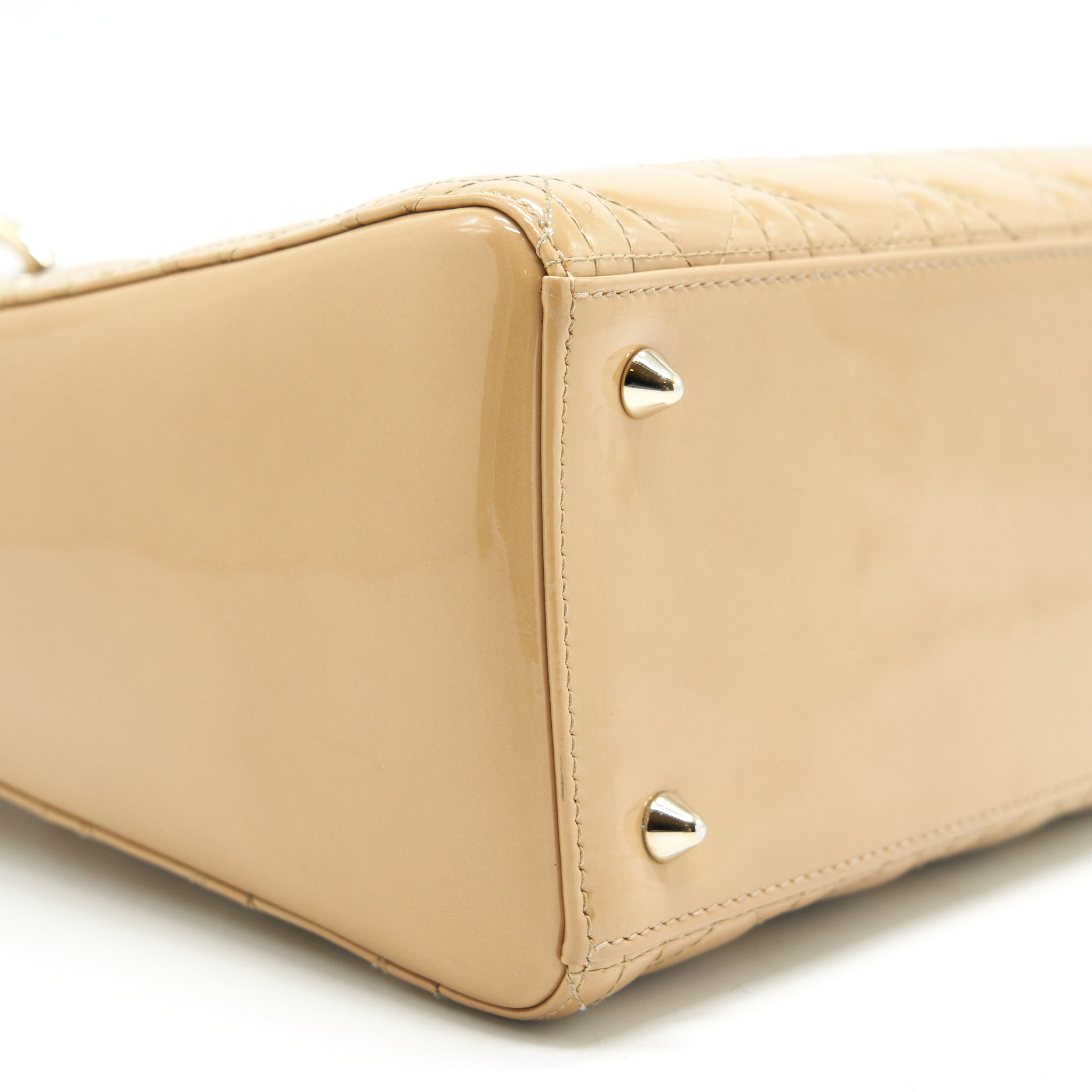 christian-dior-medium-lady-dior-patent-leather-beige-ghw