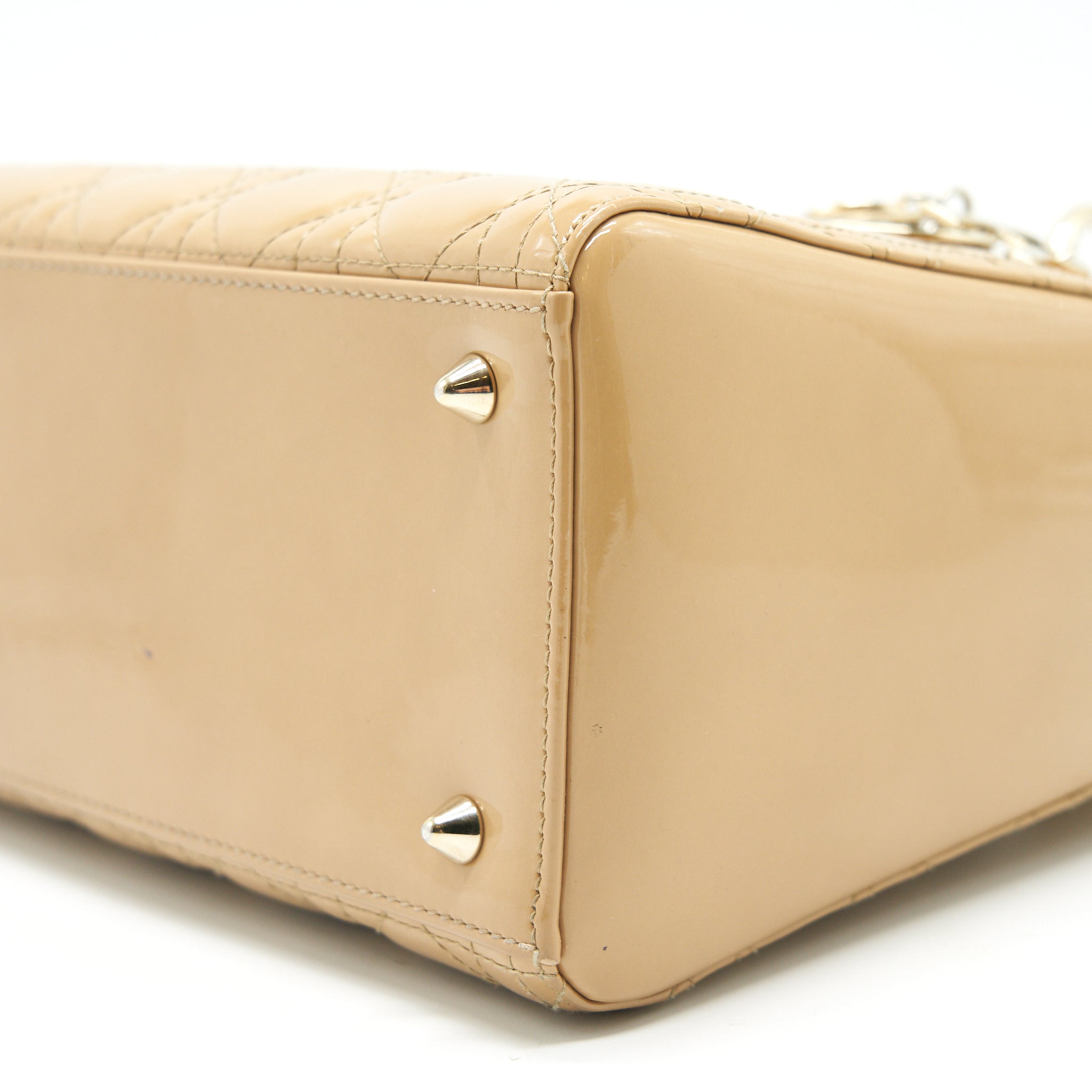 christian-dior-medium-lady-dior-patent-leather-beige-ghw