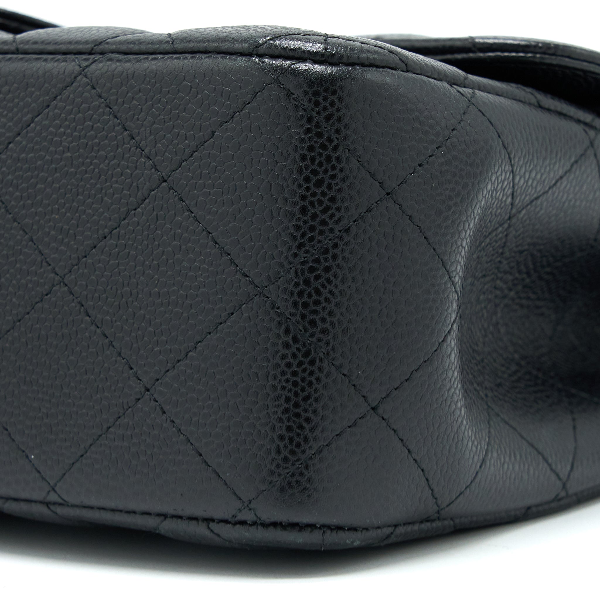 chanel-classic-jumbo-double-flap-bag-caviar-black-ghw-1