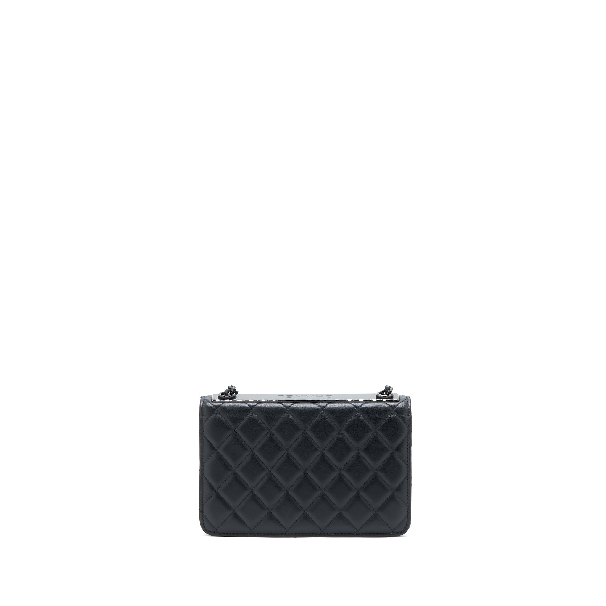 chanel-trendy-cc-wallet-on-chain-lambskin-so-black-with-black-hardware-microchip