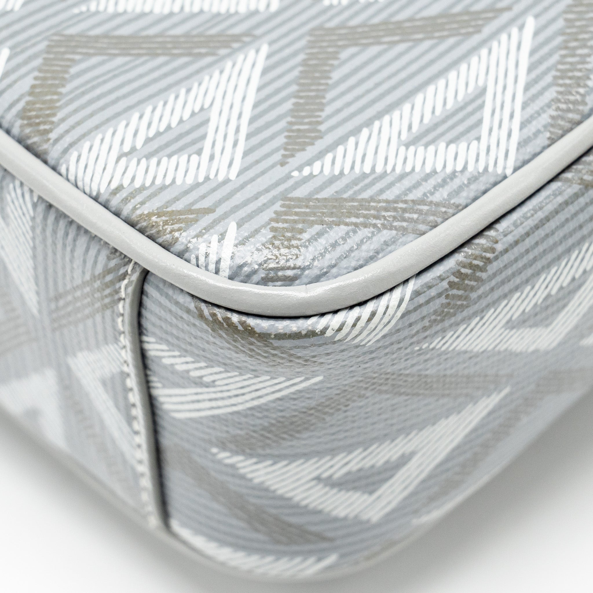 dior-hit-the-road-bag-with-strap-dior-cd-diamond-canvas-grey-with-multicolour-hardware