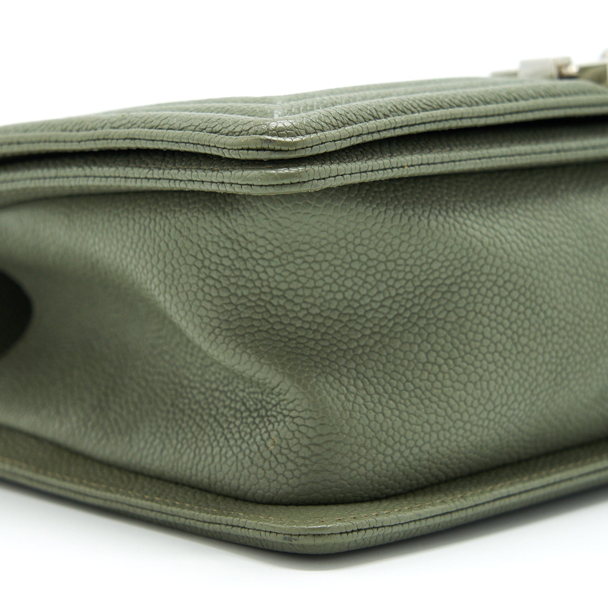 chanel-medium-boy-bag-caviar-light-green-shw