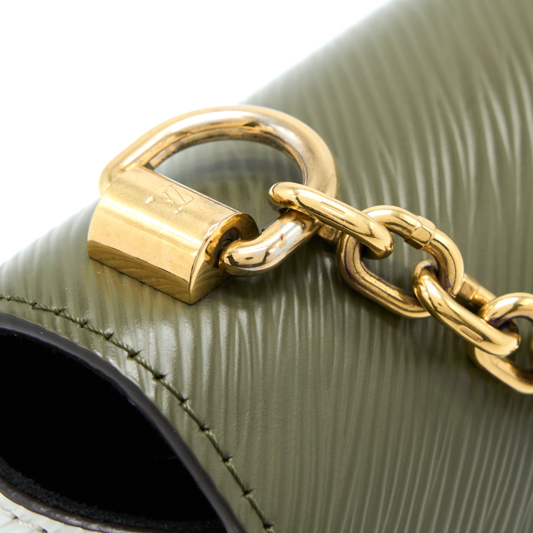 louis-vuitton-twist-bag-mm-epi-green-white-ghw