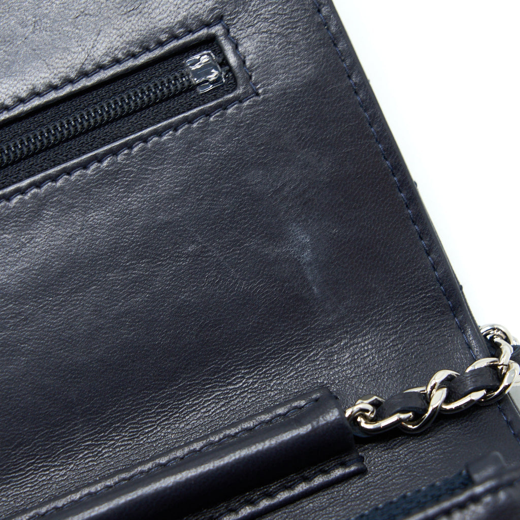 copy-of-chanel-wallet-on-chain-chevron-lambskin-navy-shw