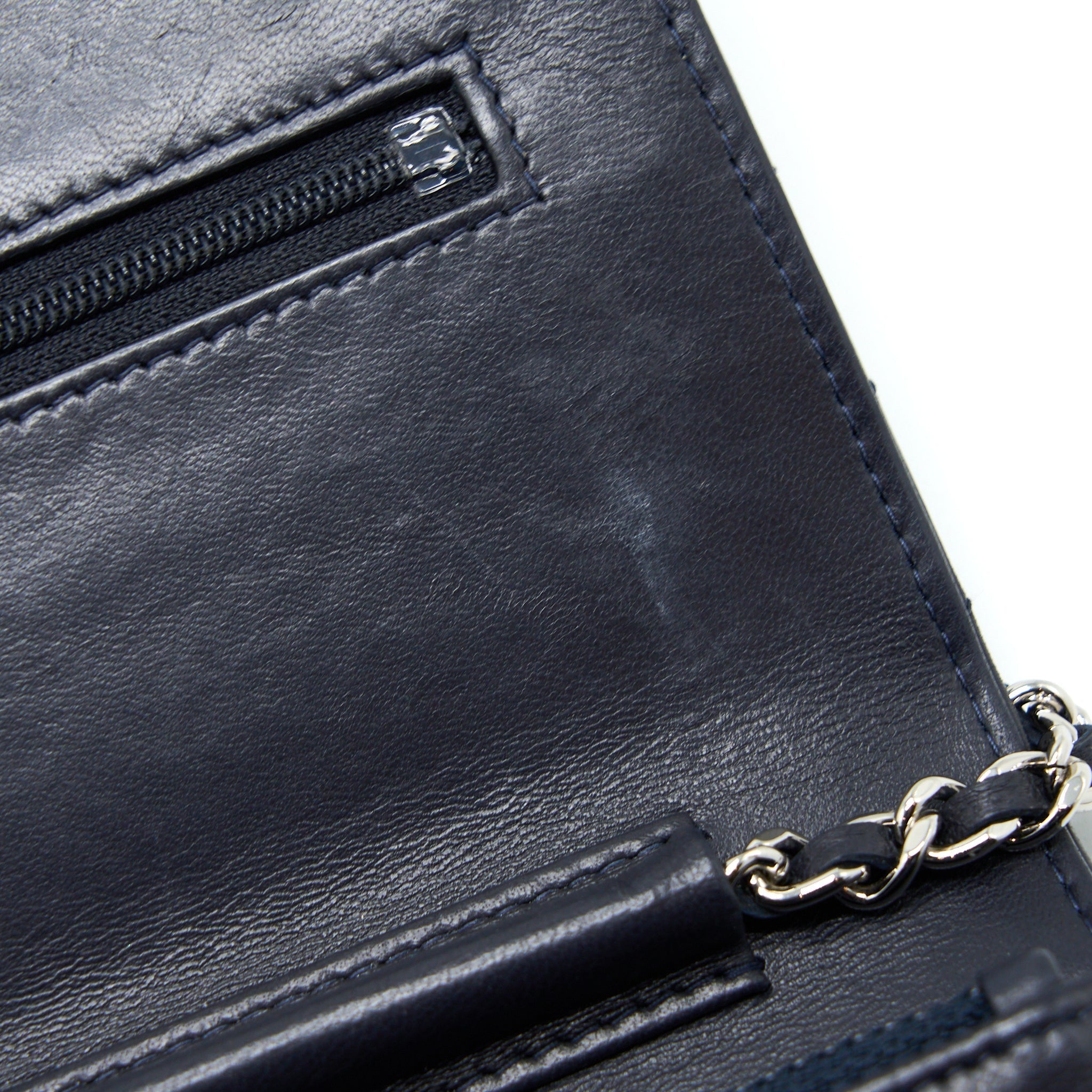 copy-of-chanel-wallet-on-chain-chevron-lambskin-navy-shw