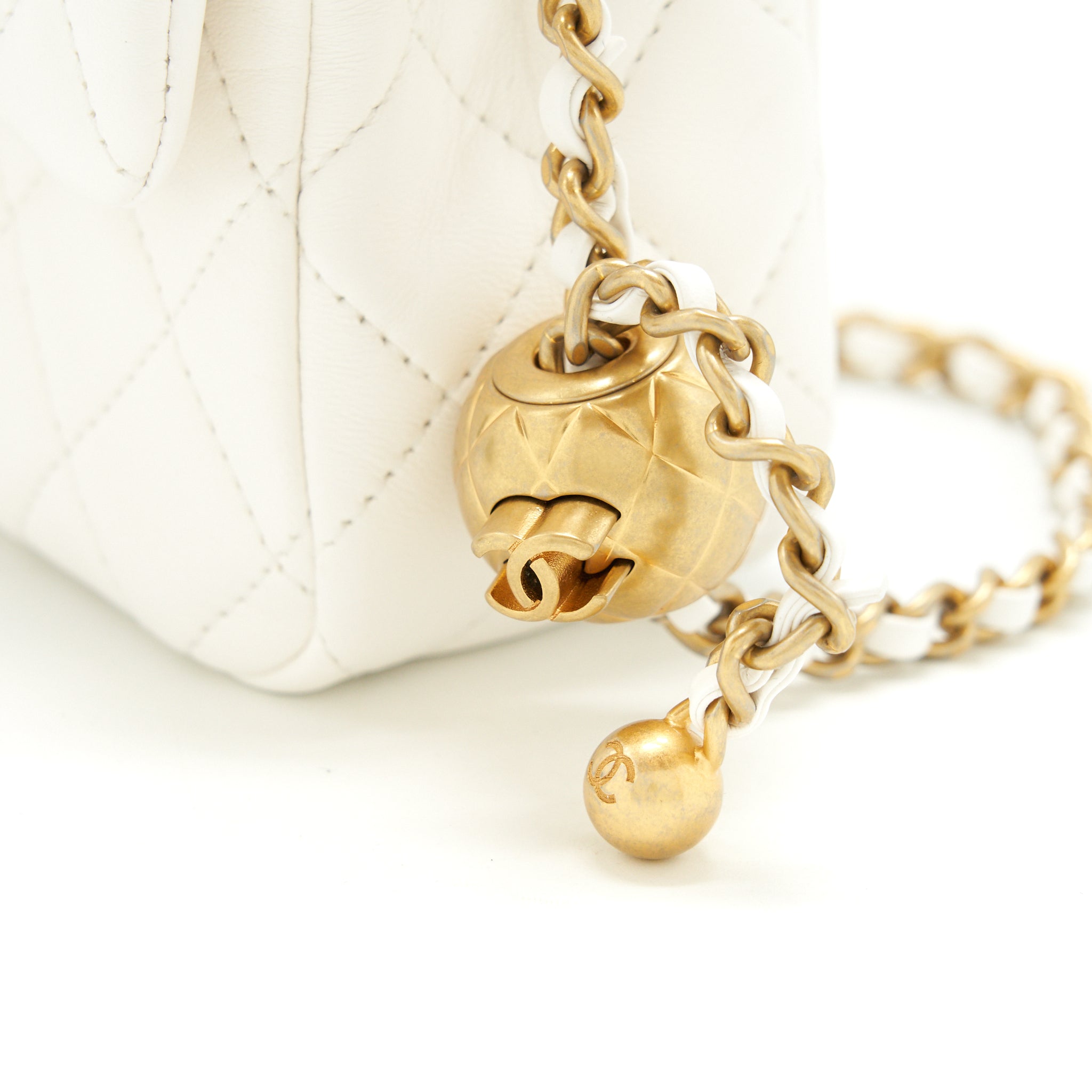 chanel-21b-pearl-crush-square-mini-flap-bag-white-ghw-1